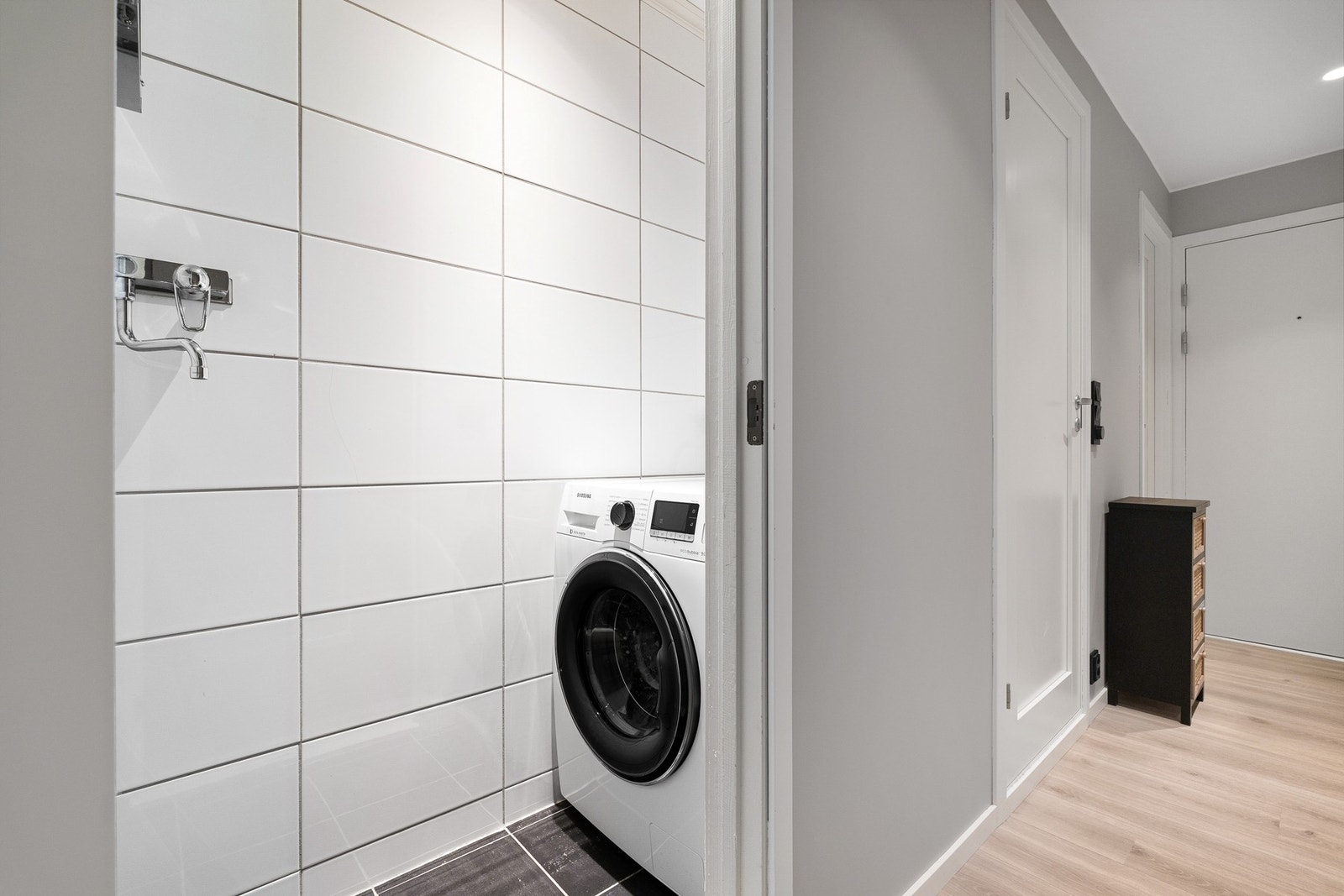 Praktisk med eget vaskerom. Galleribilde