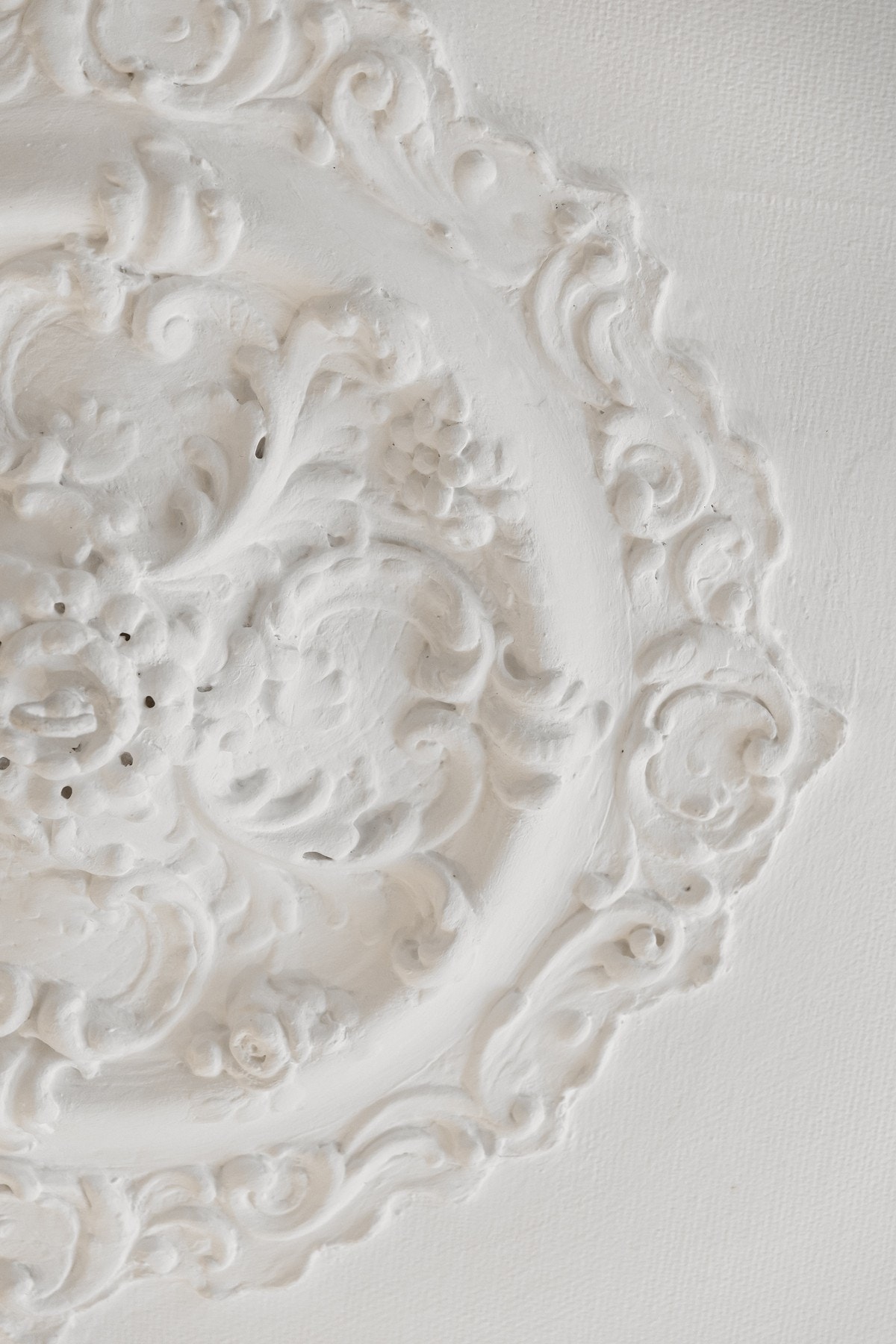 Klassiske detaljer med nydelig takrosett. Galleribilde