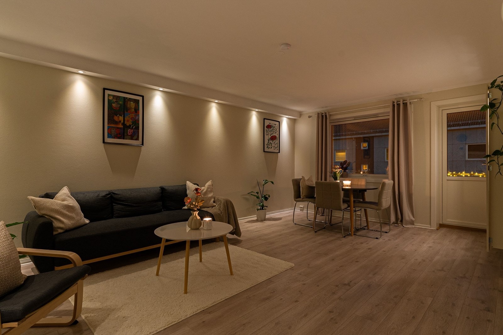 Proaktiv Eiendomsmegling v/Steinar Skaanes har gleden av å presentere en flott 3-roms leilighet i Marie Michelets veg 15C. Galleribilde