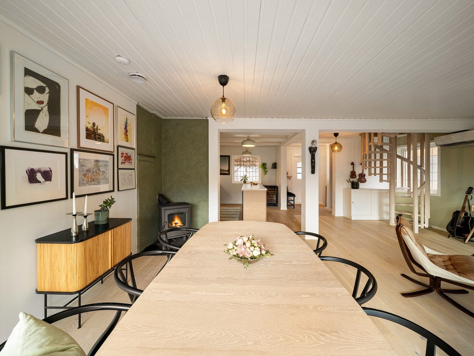 Den åpne løsningen gir gjennomgående lys. Galleribilde