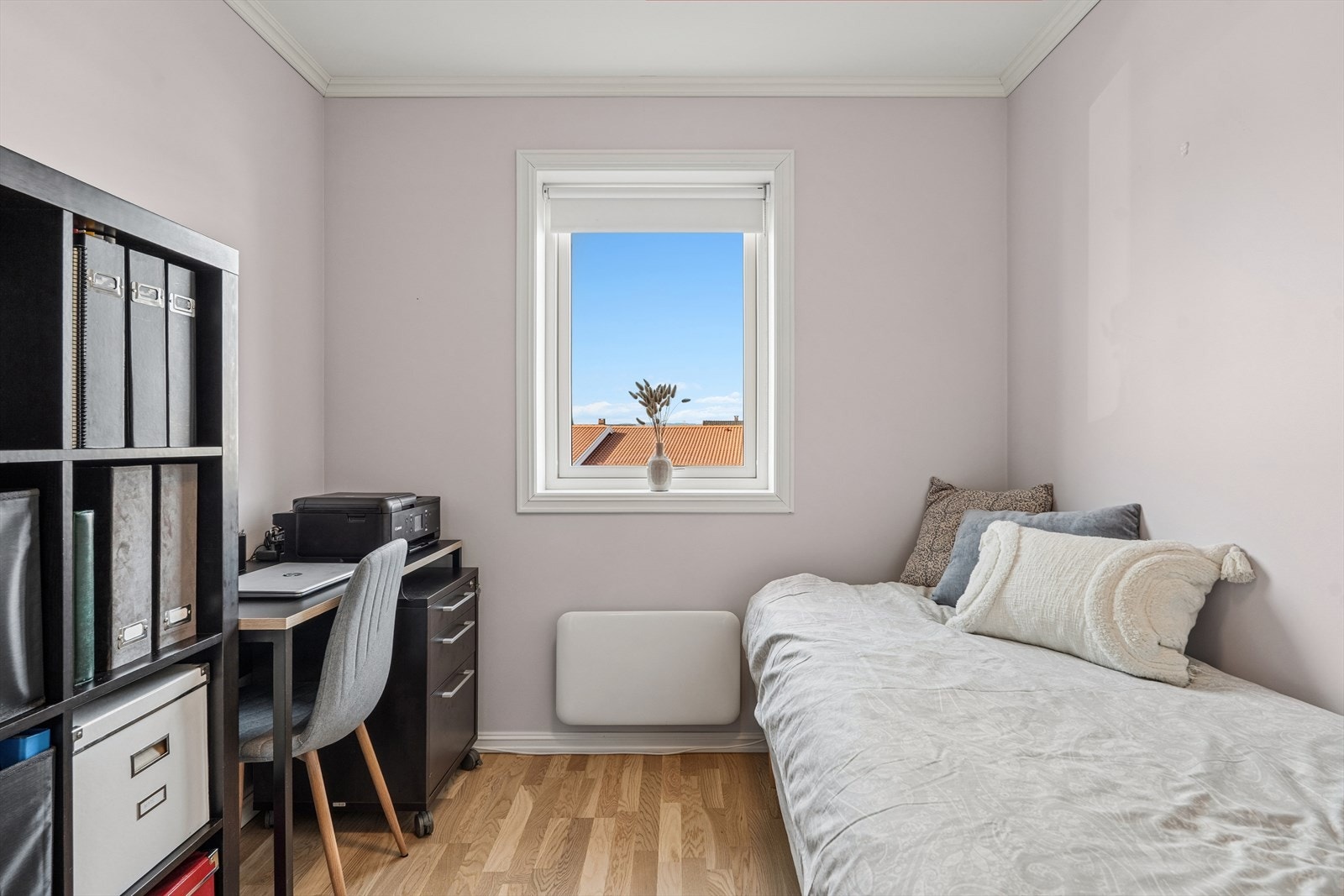 Soverom 3 med garderobeskap Galleribilde