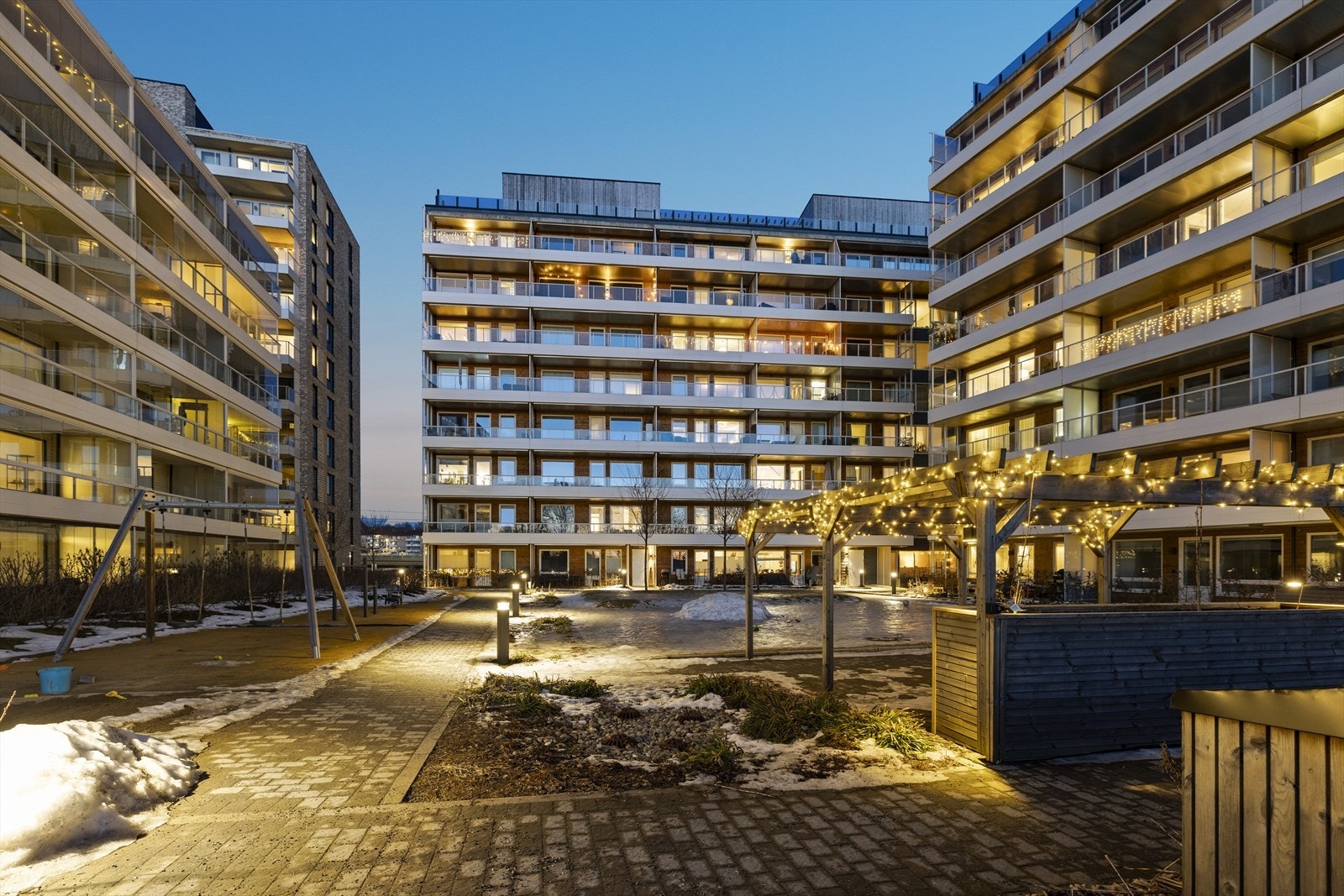 Her er det hyggelig både på dag- og kveldstid. Galleribilde