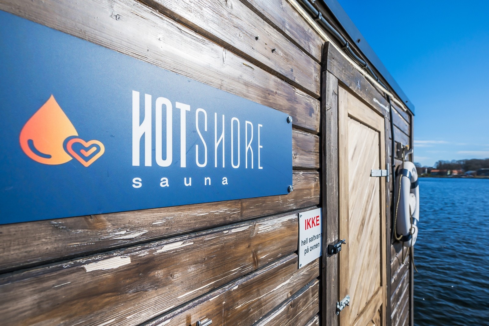 HotShore Sauna kan leies og ligger en liten spasertur unna Galleribilde