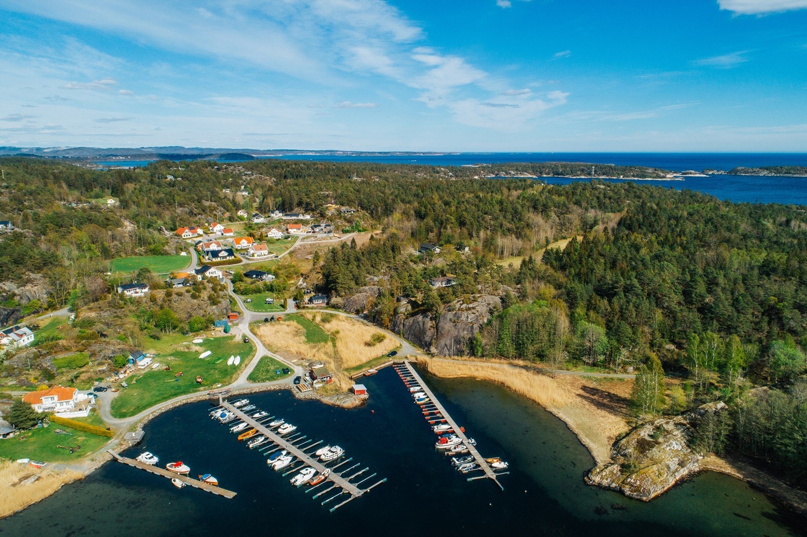 Brevikstrand båthavn Galleribilde