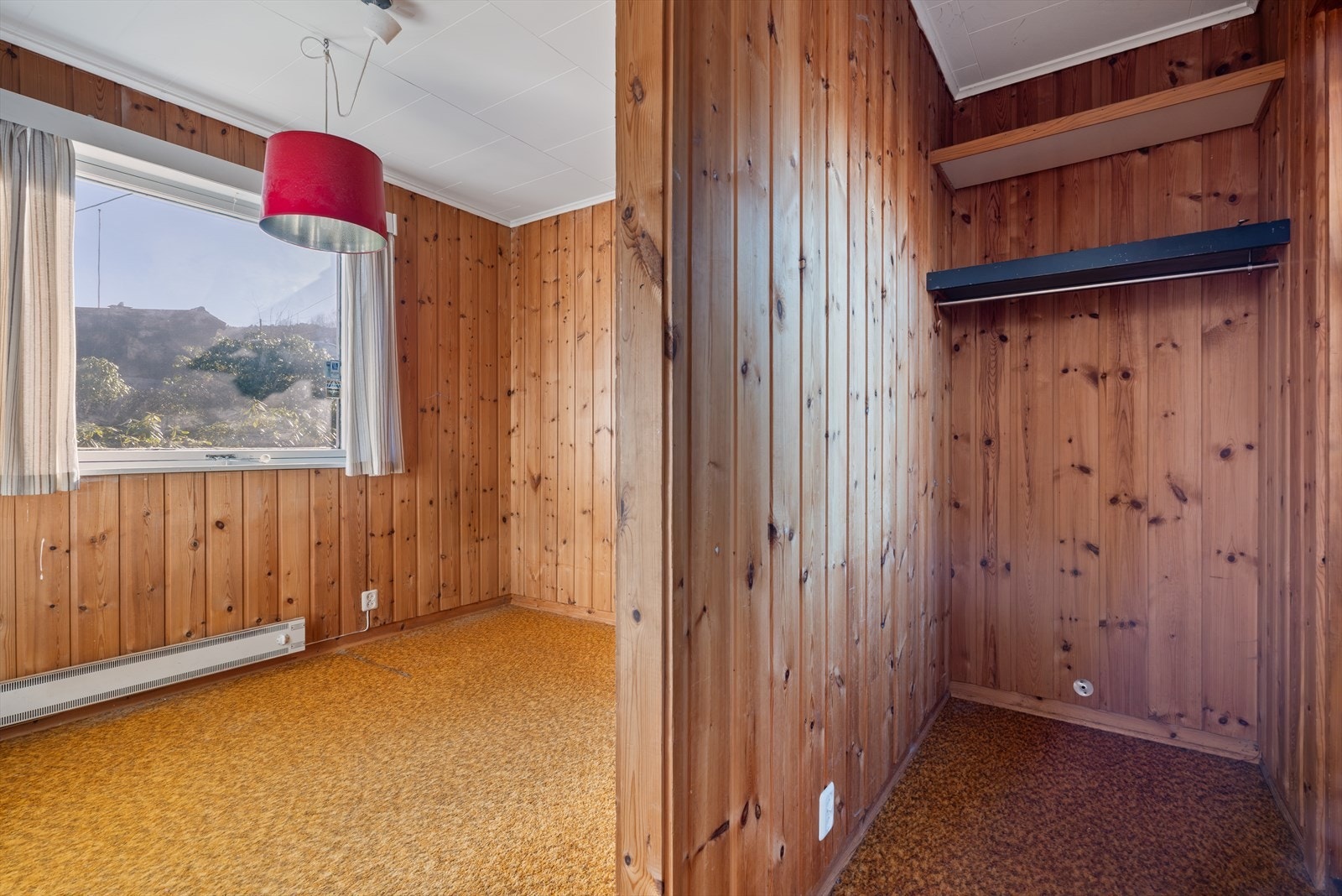 Selger har brukt rommet som soverom men det er på originale tegninger "arb.rom". Galleribilde