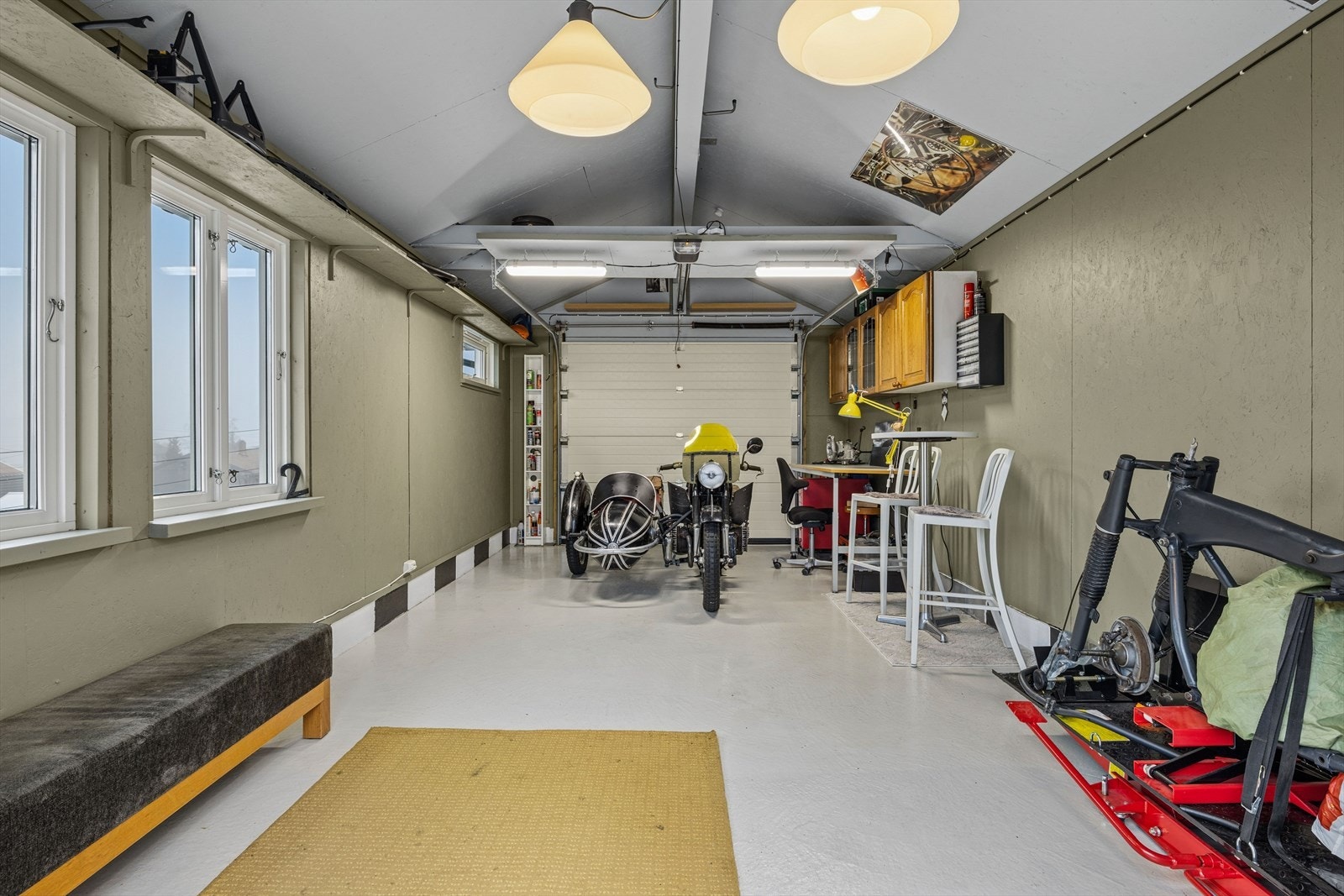 Isolert garasje/mancave med flere bruksmuligheter. Galleribilde