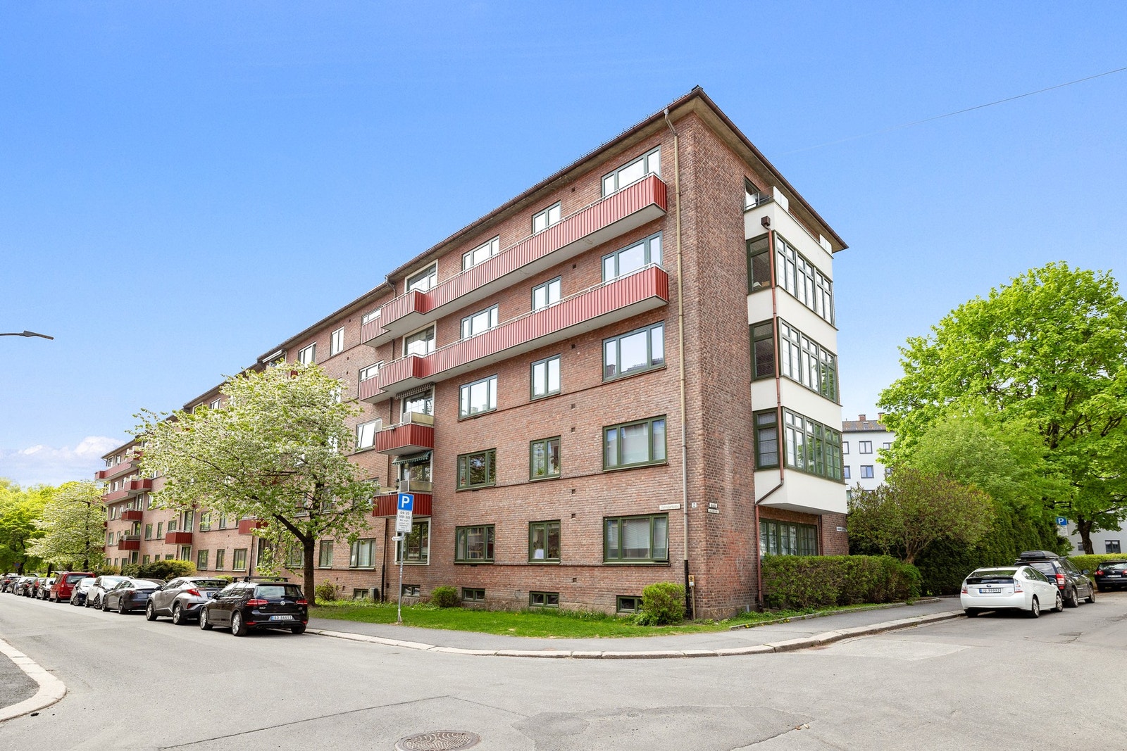 Sandefjordgata ligger i et attraktivt og levende område på Sagene, hvor du bor sentralt med kort vei til alt du trenger i hverdagen! Galleribilde