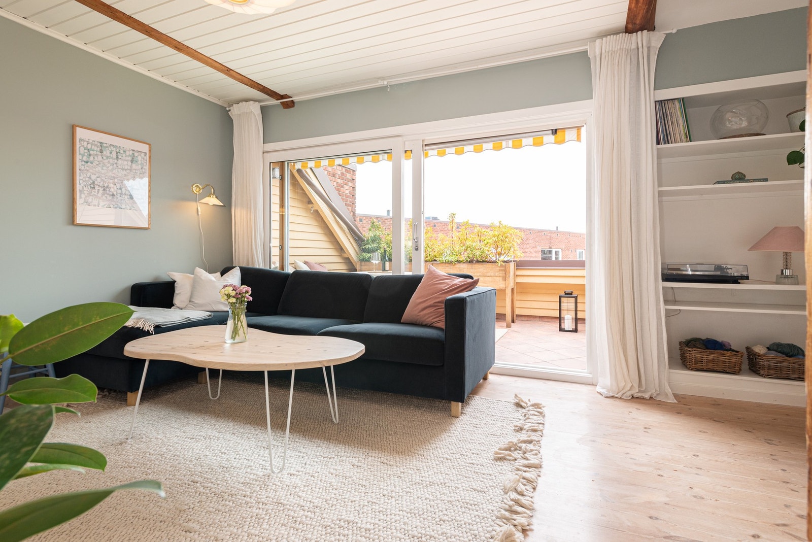 Sol fra soloppgang og hele dagen, i alle etasjer, hele året - også på vinteren. Galleribilde