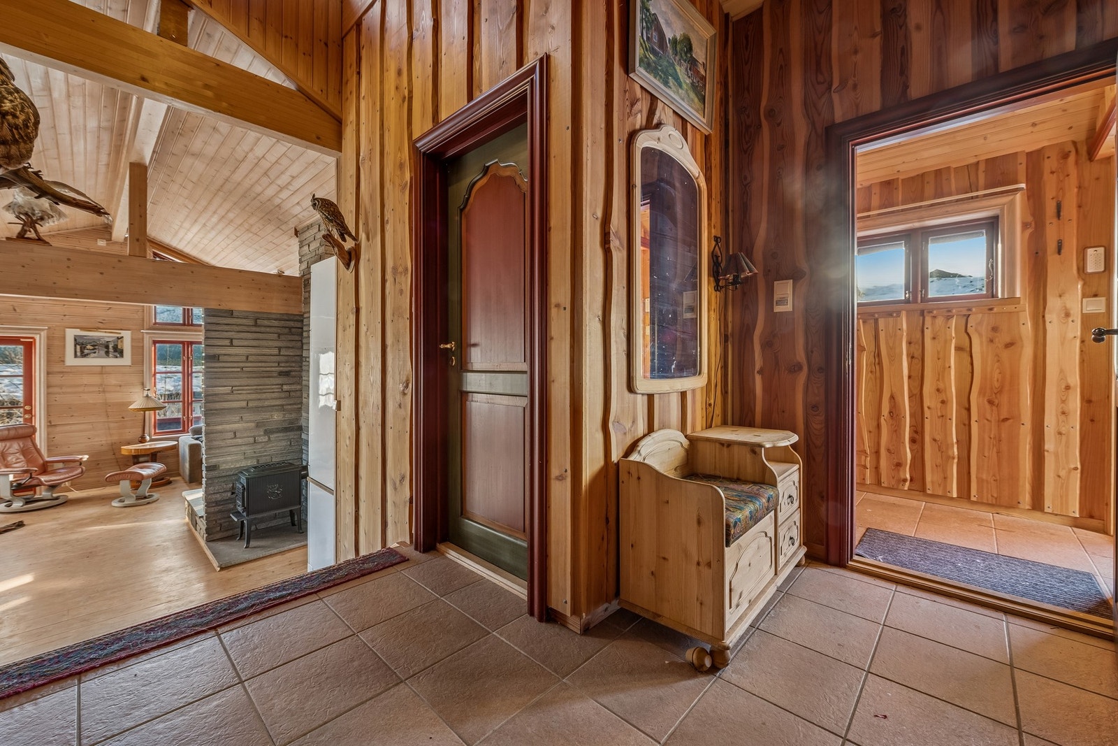 Entre på 2,3 kvm og gang på 8 kvm Galleribilde