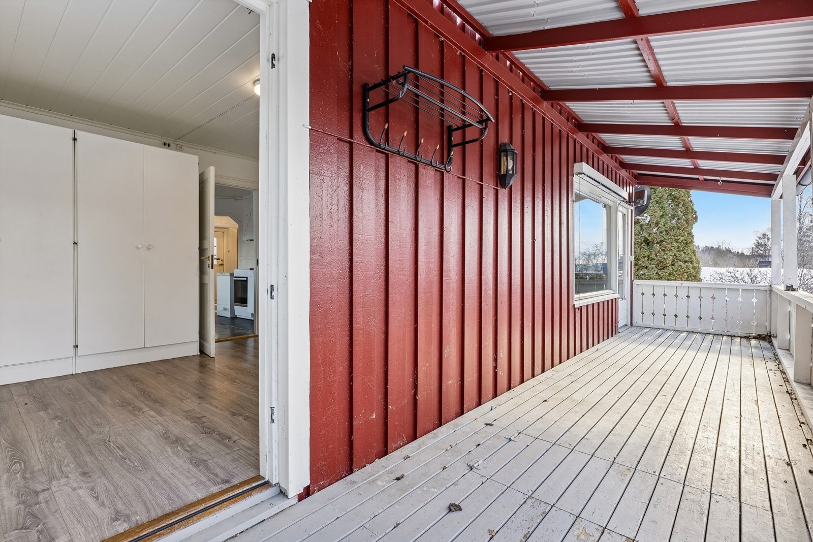 Overbygd terrasse er ikke byggemeldt ihht. opplysninger fra kommunen. Galleribilde