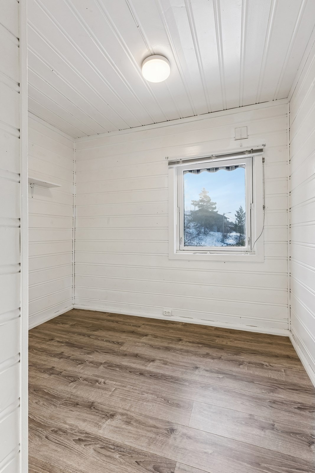 Det andre soverommet egner seg godt som barnerom, gjesterom eller kontor. Galleribilde