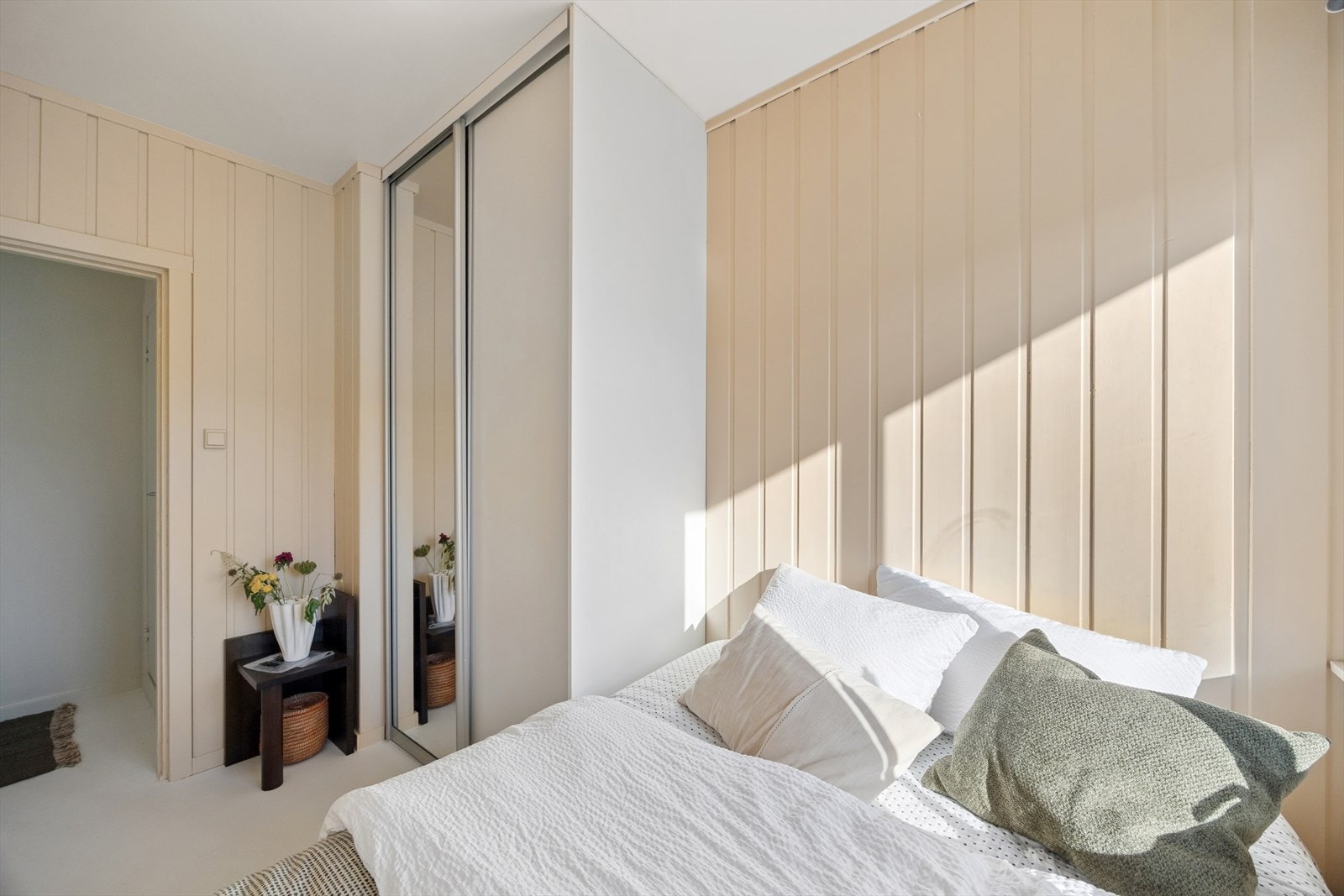 Dette rommet er etablert ved å flytte kjøkkenet, en endring fra opprinnelig planløsning. Galleribilde