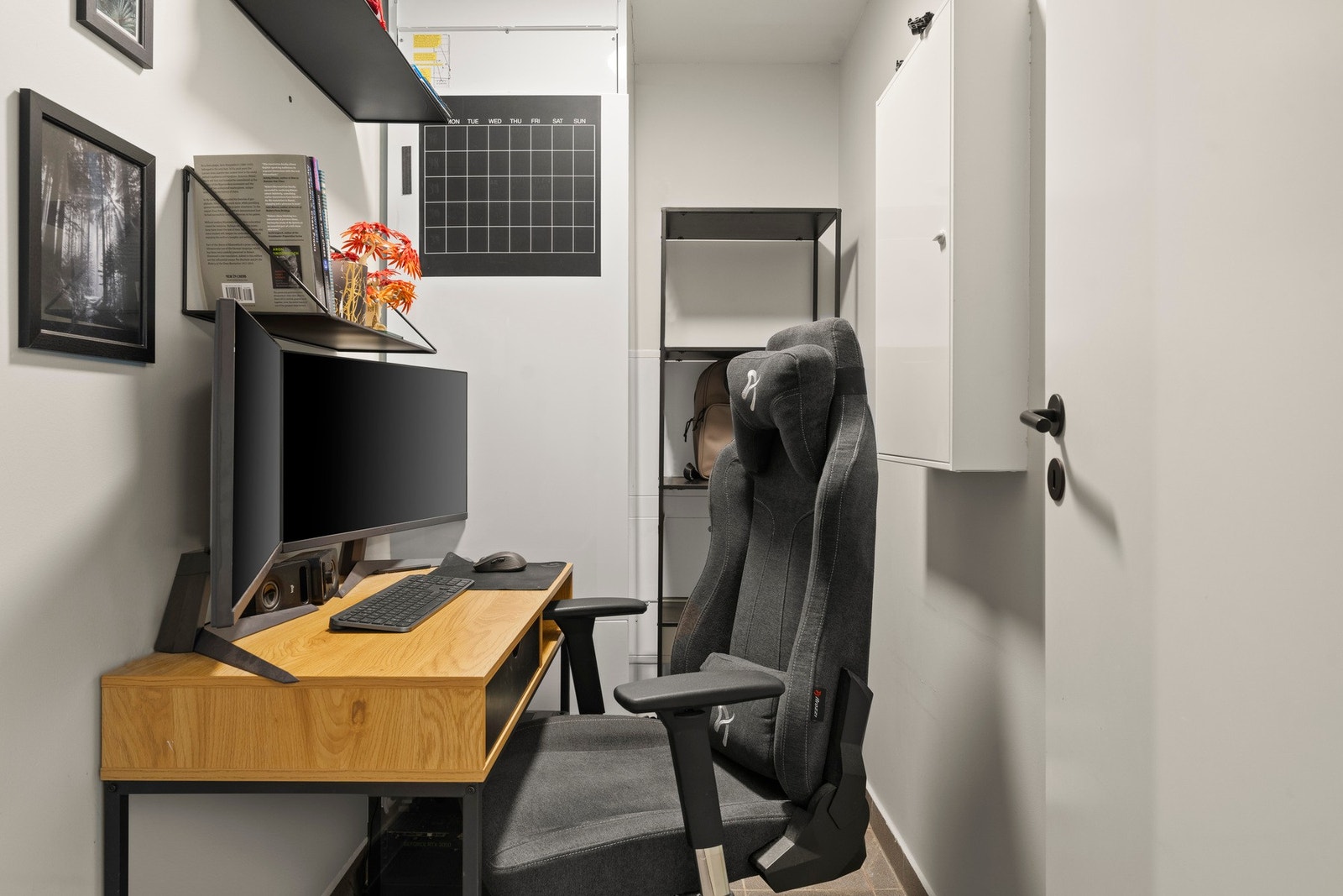 Teknisk rom som nåværende eier har benyttet som hjemmekontor. Galleribilde