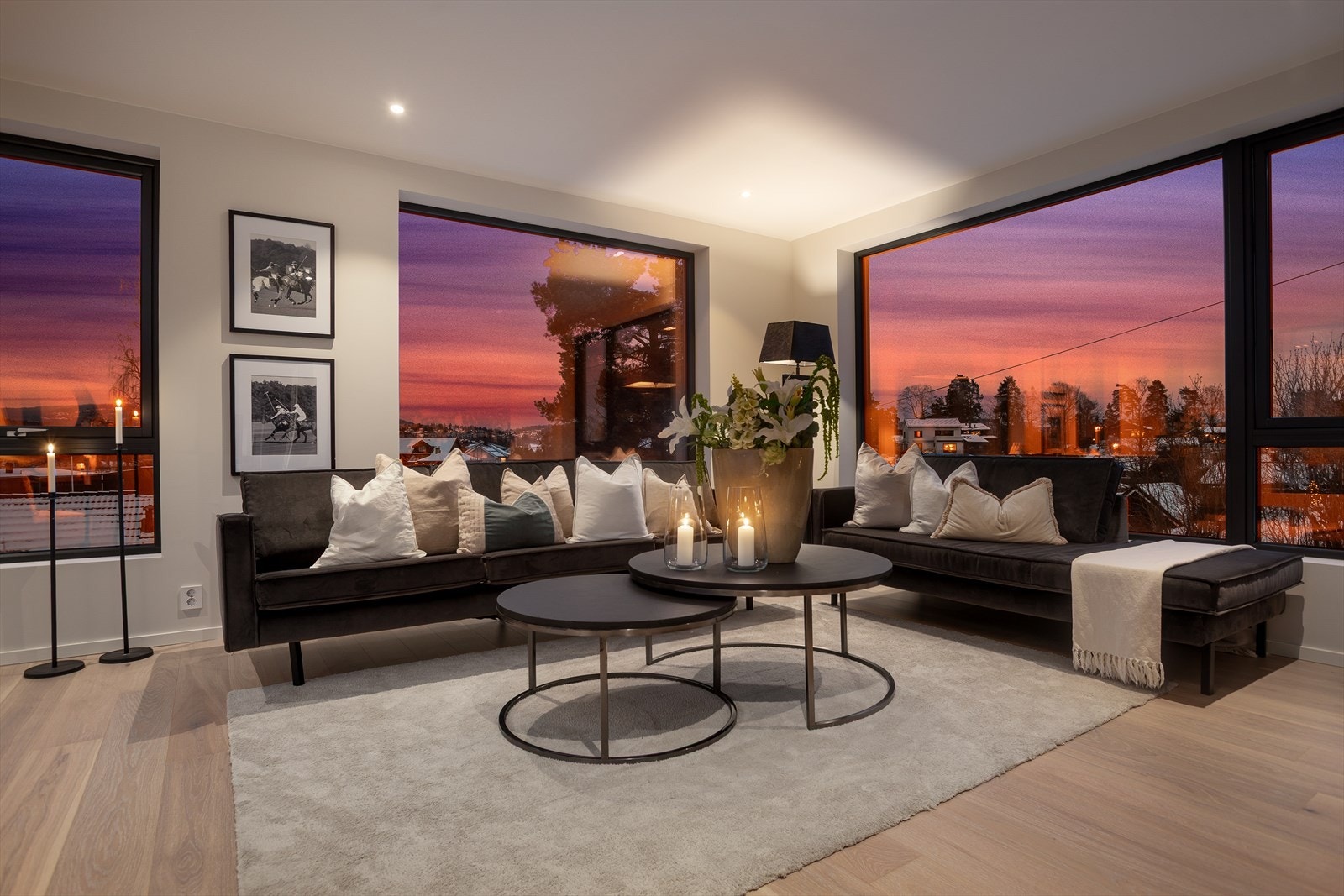 Rommet har en praktisk og gjennomtenkt utforming som gjør det enkelt å innrede etter behov. Galleribilde