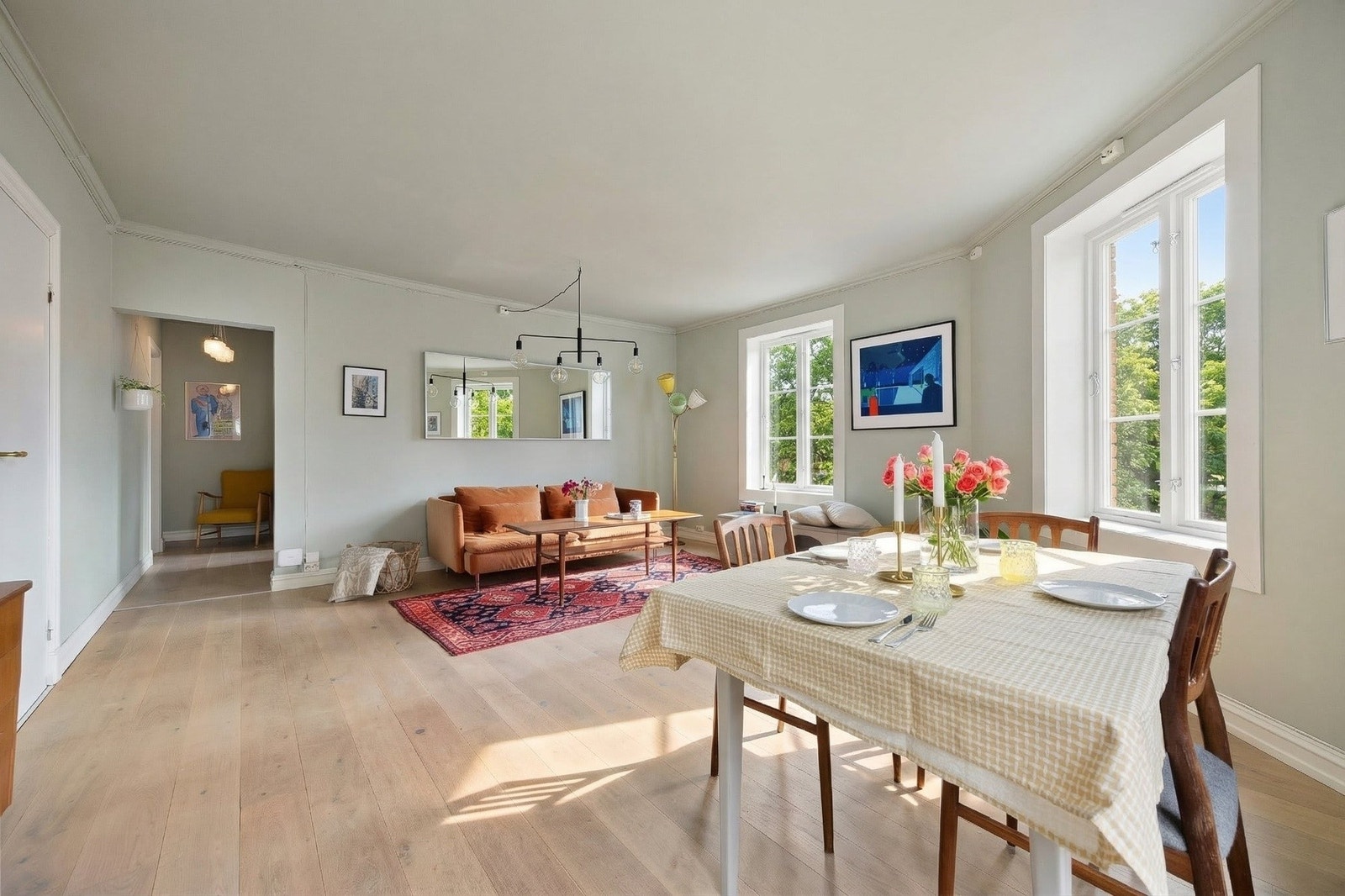 Leiligheten ligger rett ved Botaniske Hage og i nærhet til alt du måtte trenge i hverdagen. Galleribilde