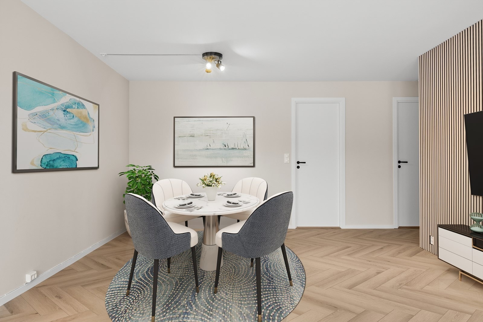 Spisestuedelen. Vegger og tak nymalt i 2025. Ny spilevegg i 2025 Galleribilde