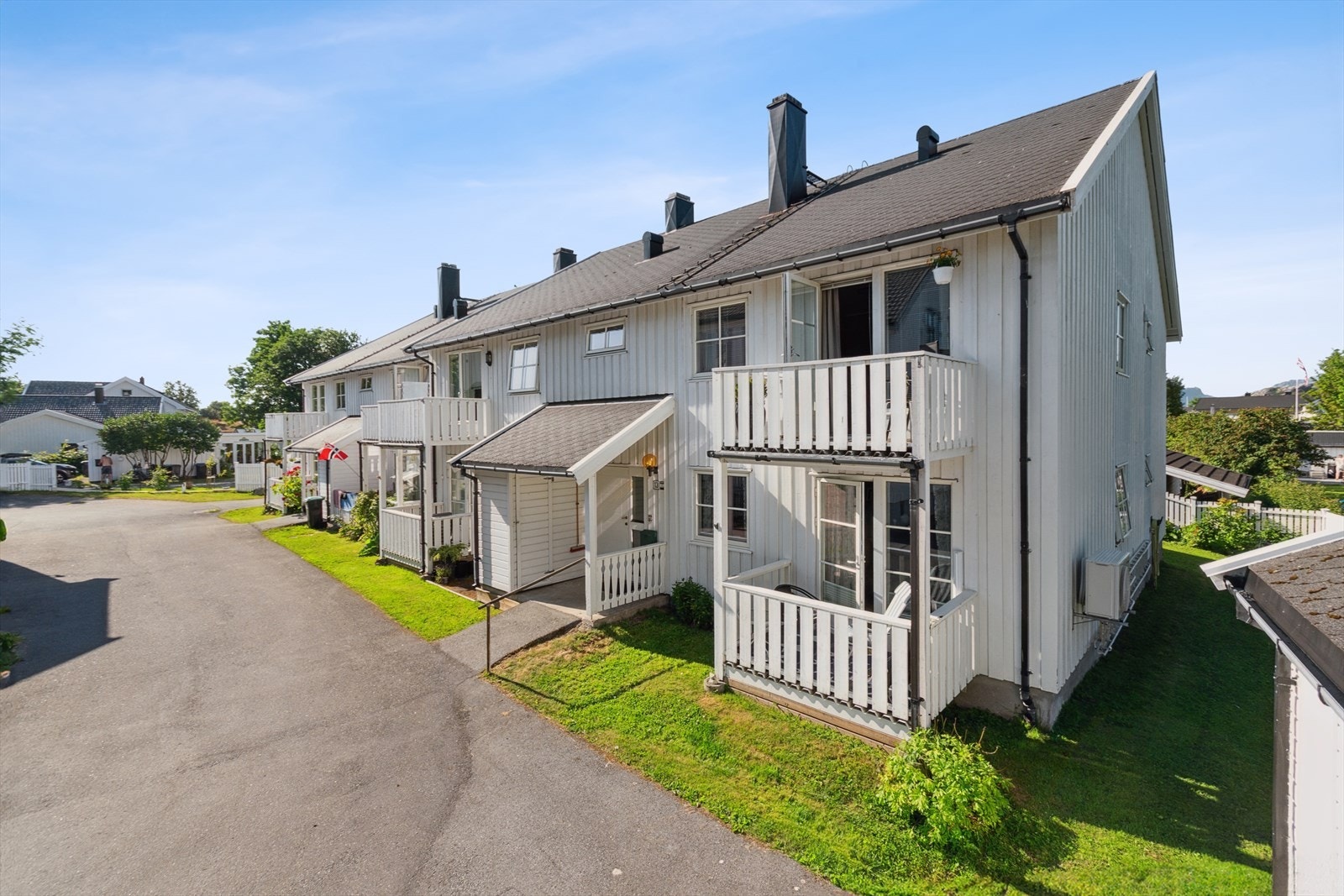 Her bor du svært sentralt på Reinsletta, men samtidig skjermet og tilbaketrukket. Galleribilde