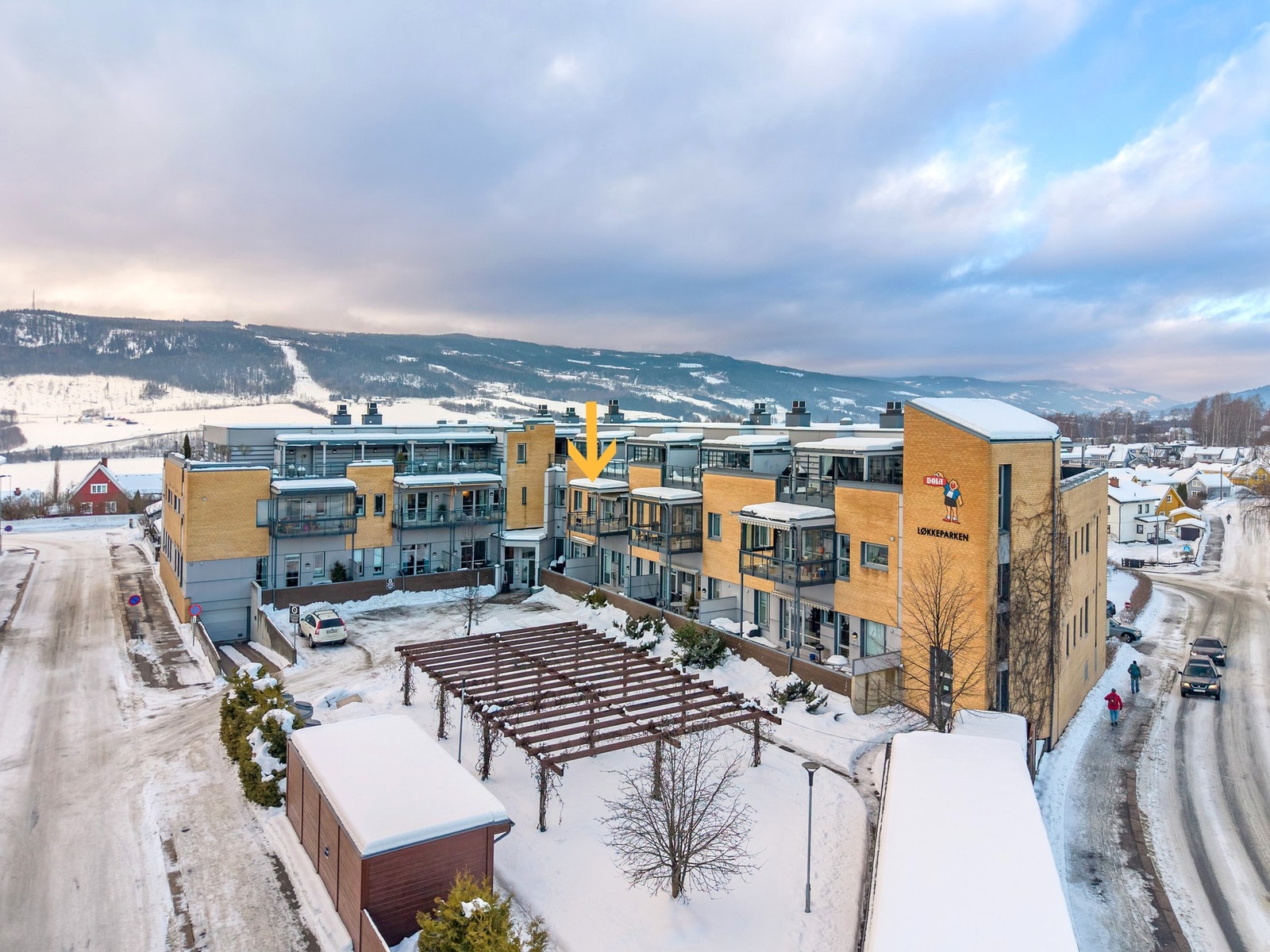 Velkommen til leiligheten i Løkkegata 10 - i Løkkeparken Borettslag. Galleribilde