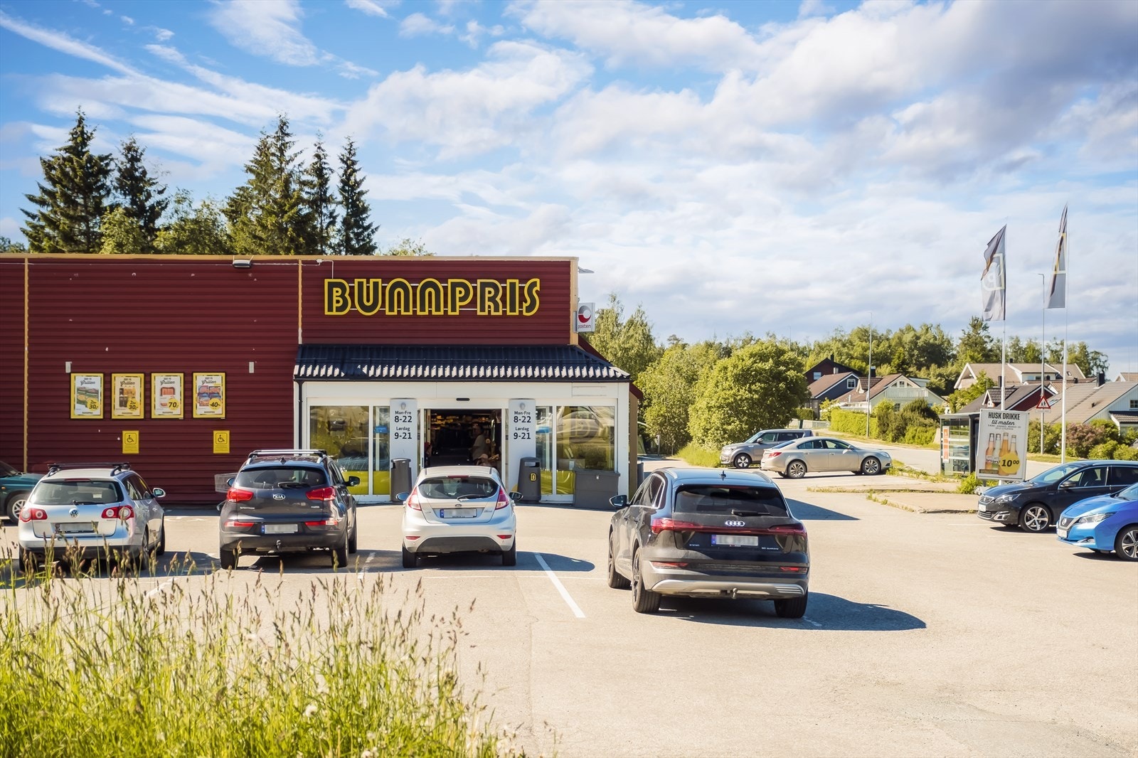 Dagligvarebutikk ligger kun en kort spasertur fra boligen. Galleribilde