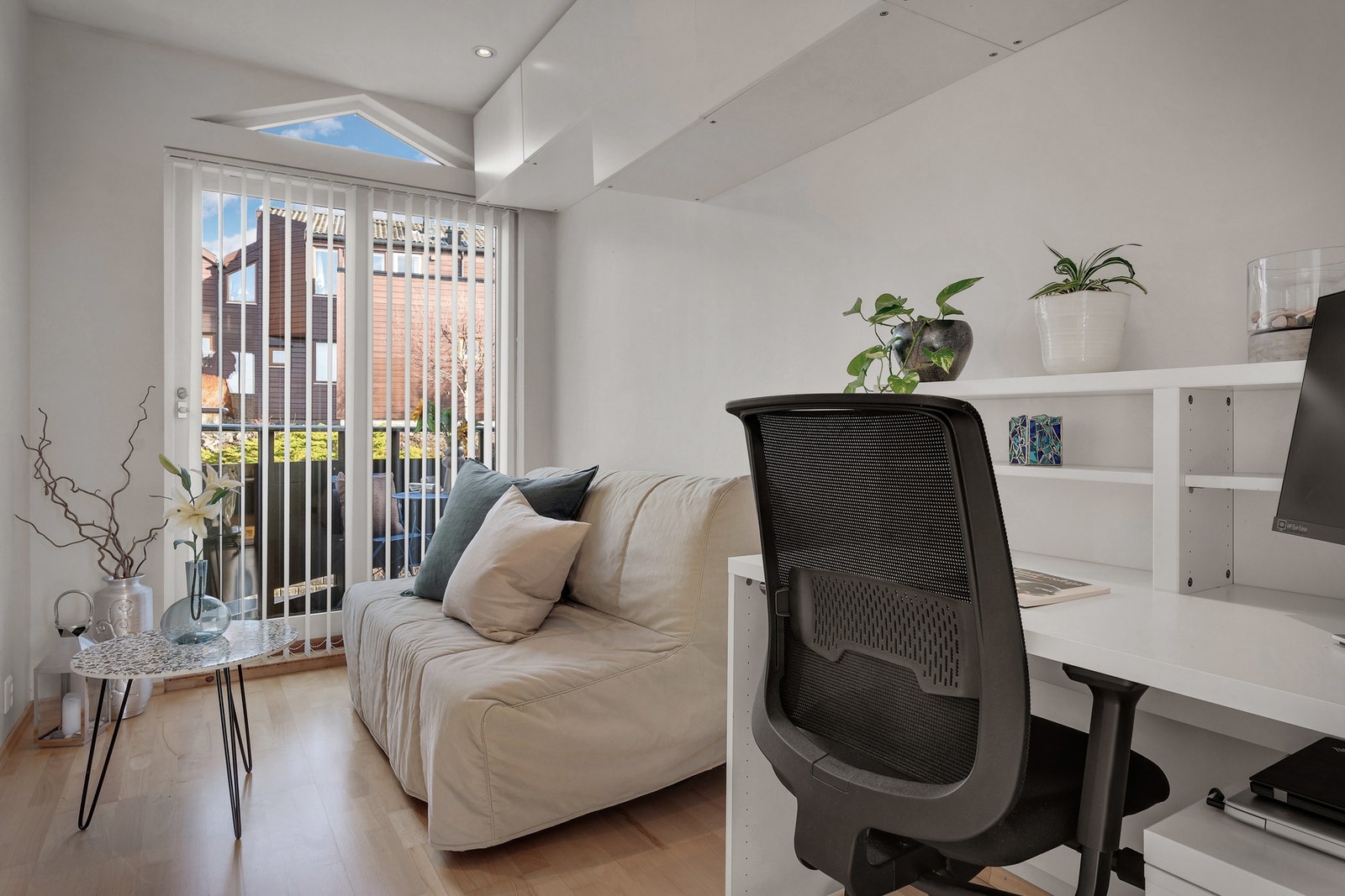 Herfra er det utgang til en herlig altan. Galleribilde