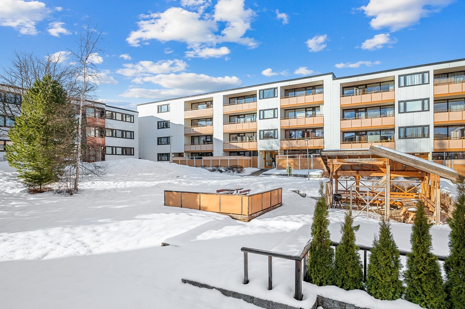 Parkering er etter borettslagets bestemmelser. Galleribilde