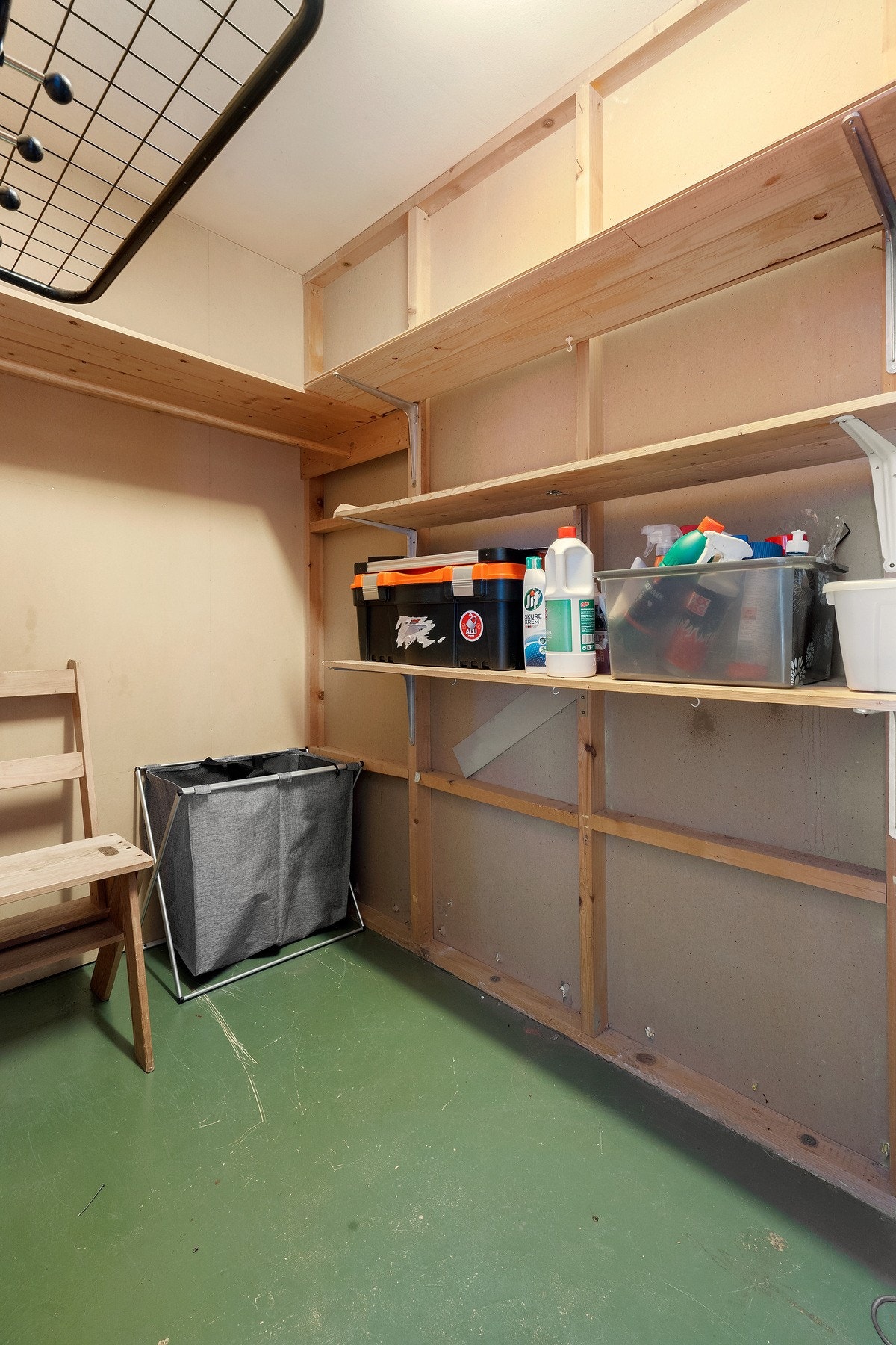 Innvendig bod Galleribilde