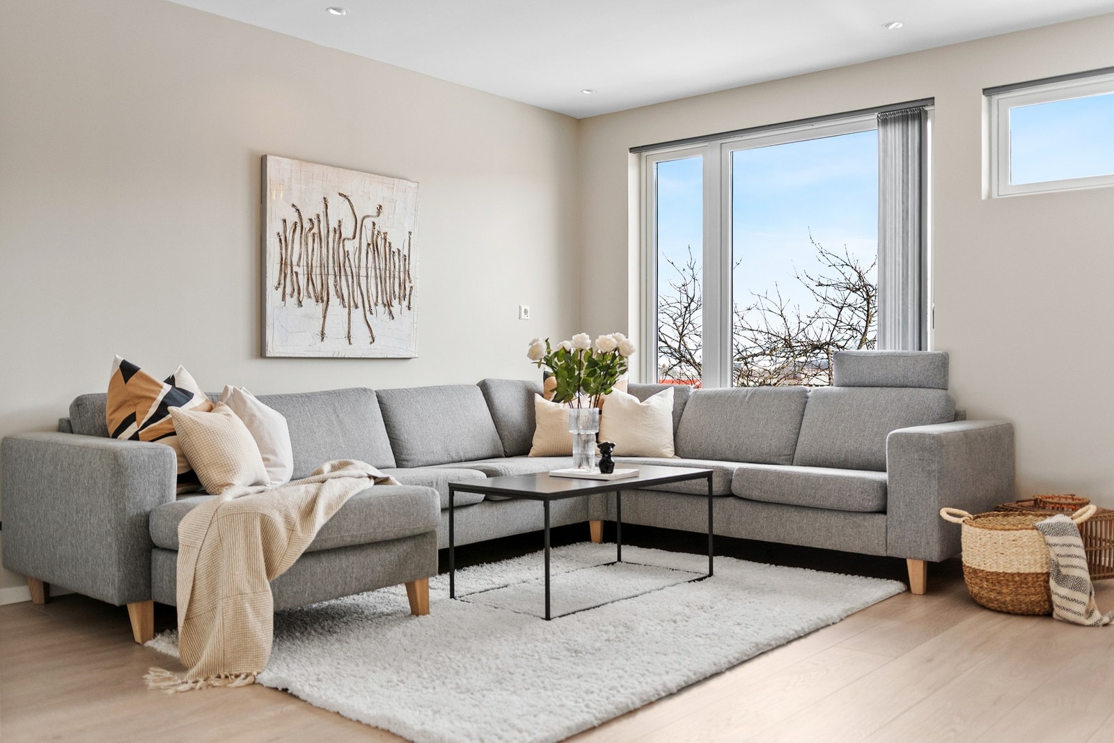 Boligen har gjennomgått store oppgraderinger de senere år og fremstår svært innbydende og delikat. Galleribilde