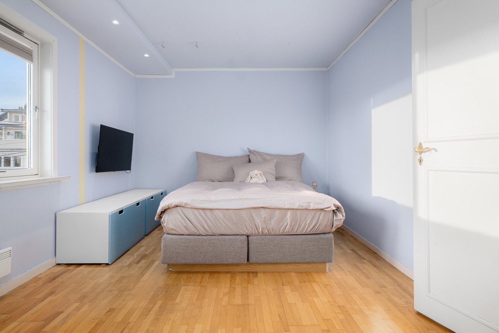 De øvrige soverommene er også romslige og fleksible, og passer ypperlig som barnerom, gjesteværelse eller hjemmekontor. Galleribilde