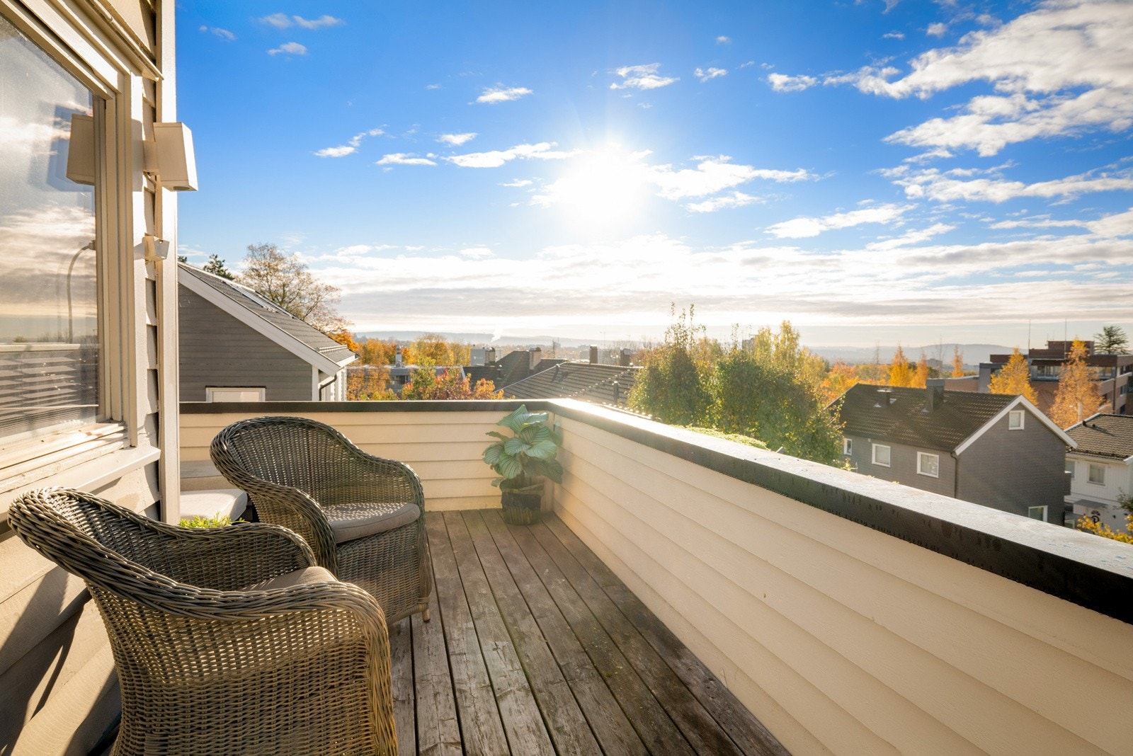 Det er også utgang til en flott balkong på ca. 13 m². Galleribilde