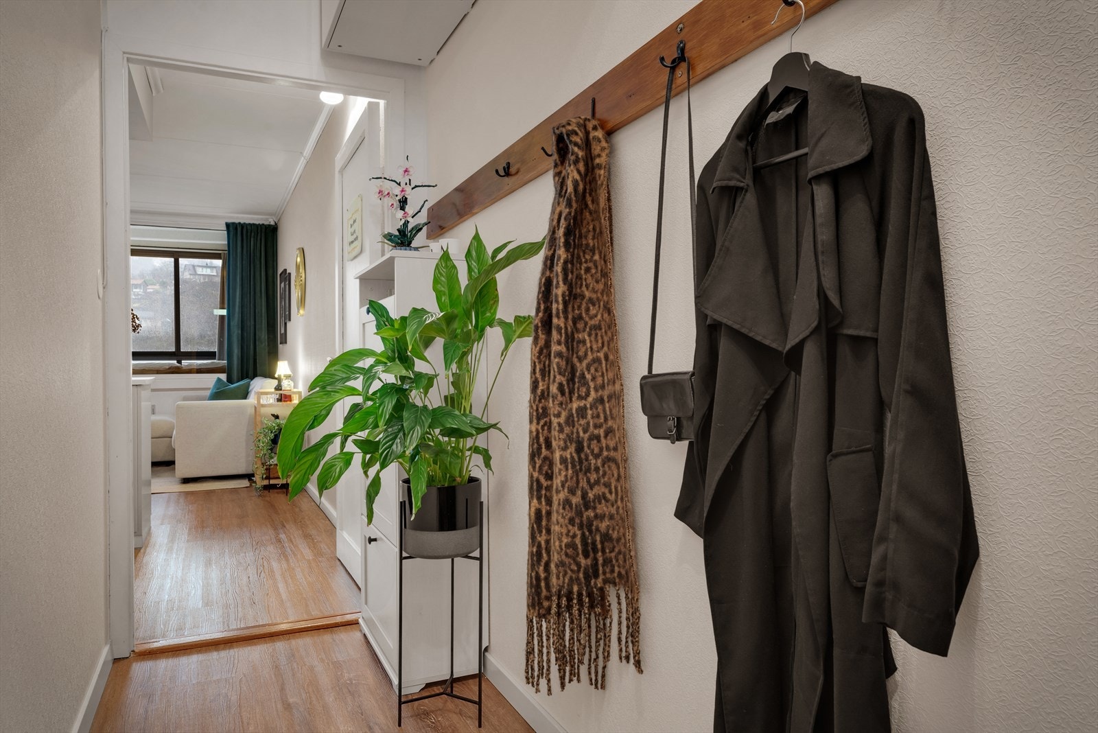 Plass til oppheng av yttertøy Galleribilde