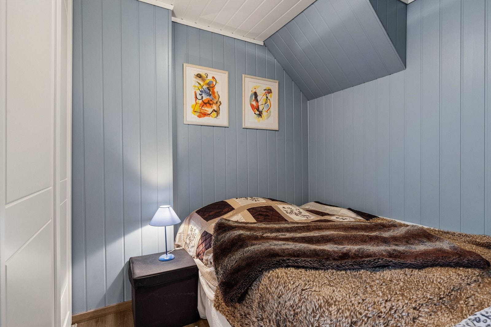 Også dette soverommet har en god størrelse og flere bruksmuligheter. Galleribilde