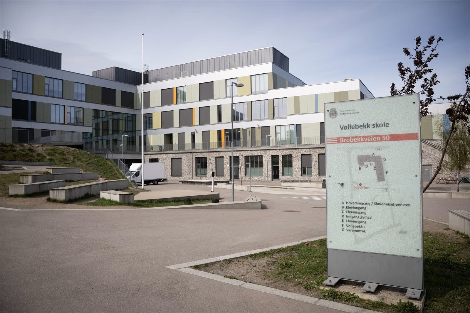 Det er kort vei til skoler og barnehager. Galleribilde