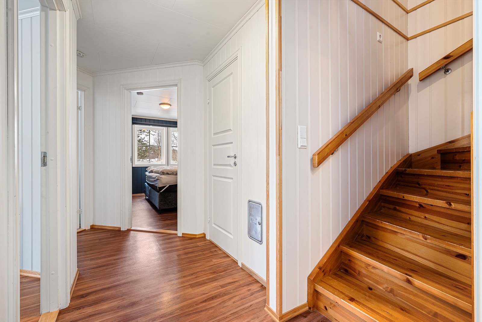 Gang i underetasjen. Galleribilde