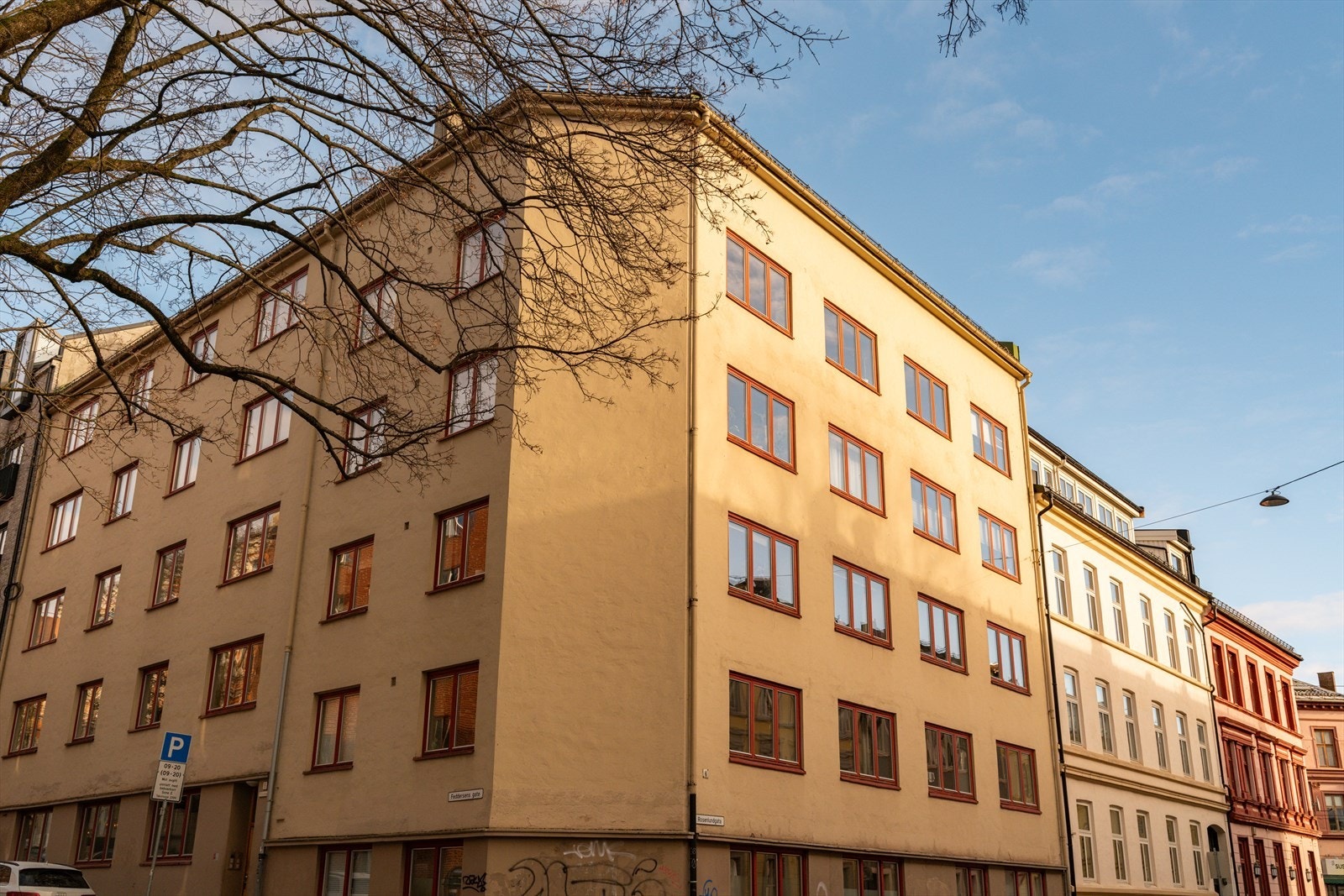 Varmtvann er inkludert i felleskostnadene, og det er ingen forkjøpsrett. Galleribilde