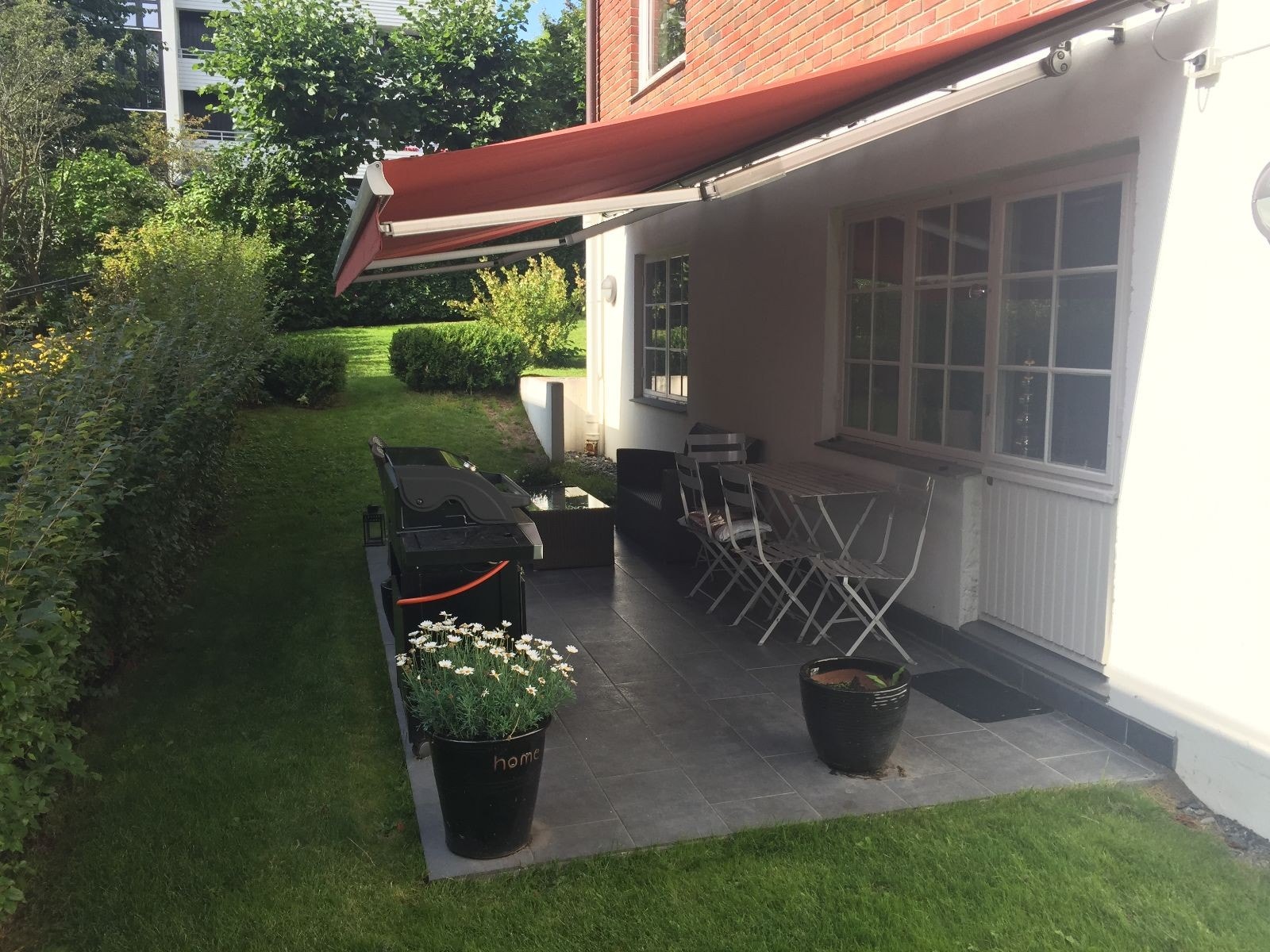 Eiers eget bilde av terrassen sommerstid. Galleribilde