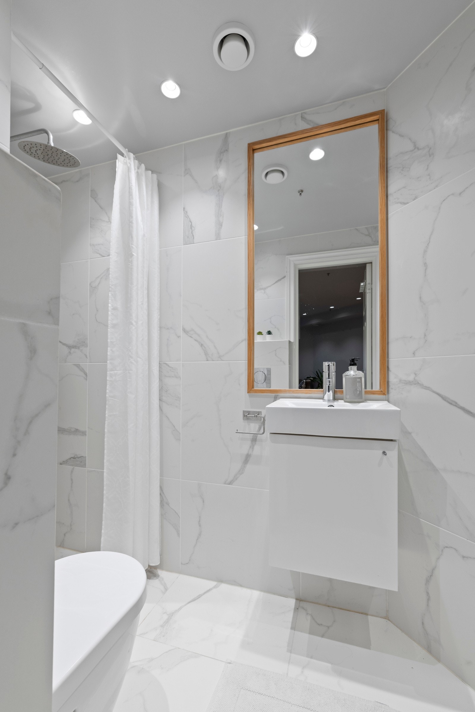 Badet har balansert ventilasjon. Galleribilde