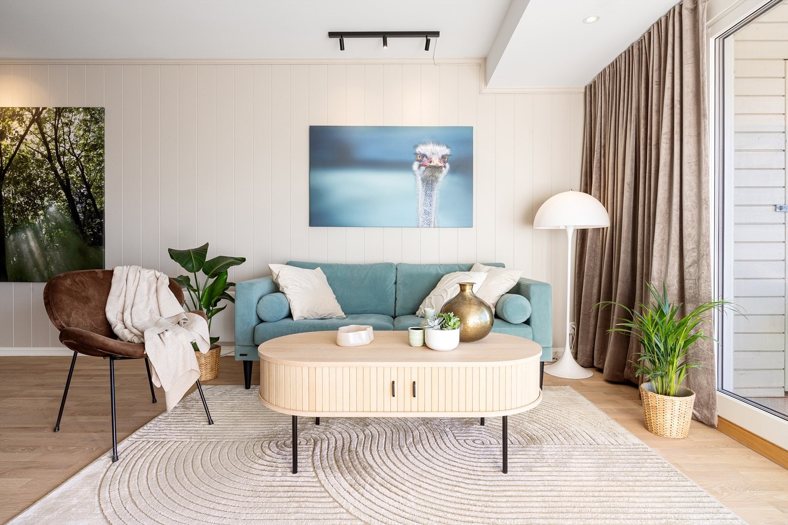 God plass til både sofagruppe og spisebord. Galleribilde