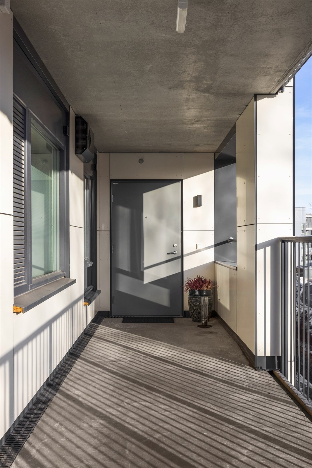 Overbygd inngangparti Galleribilde