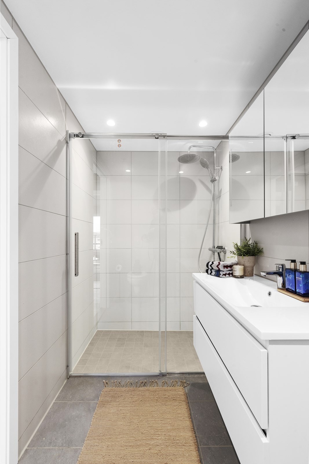 Baderom tilknyttet master bedroom Galleribilde