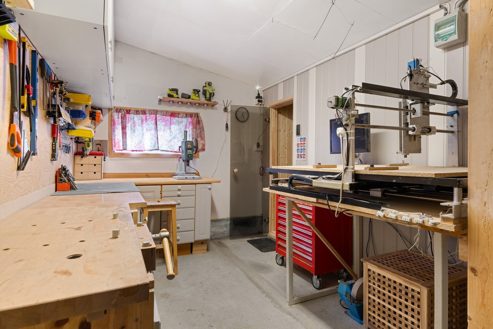 Bod/verksted i garasje Galleribilde