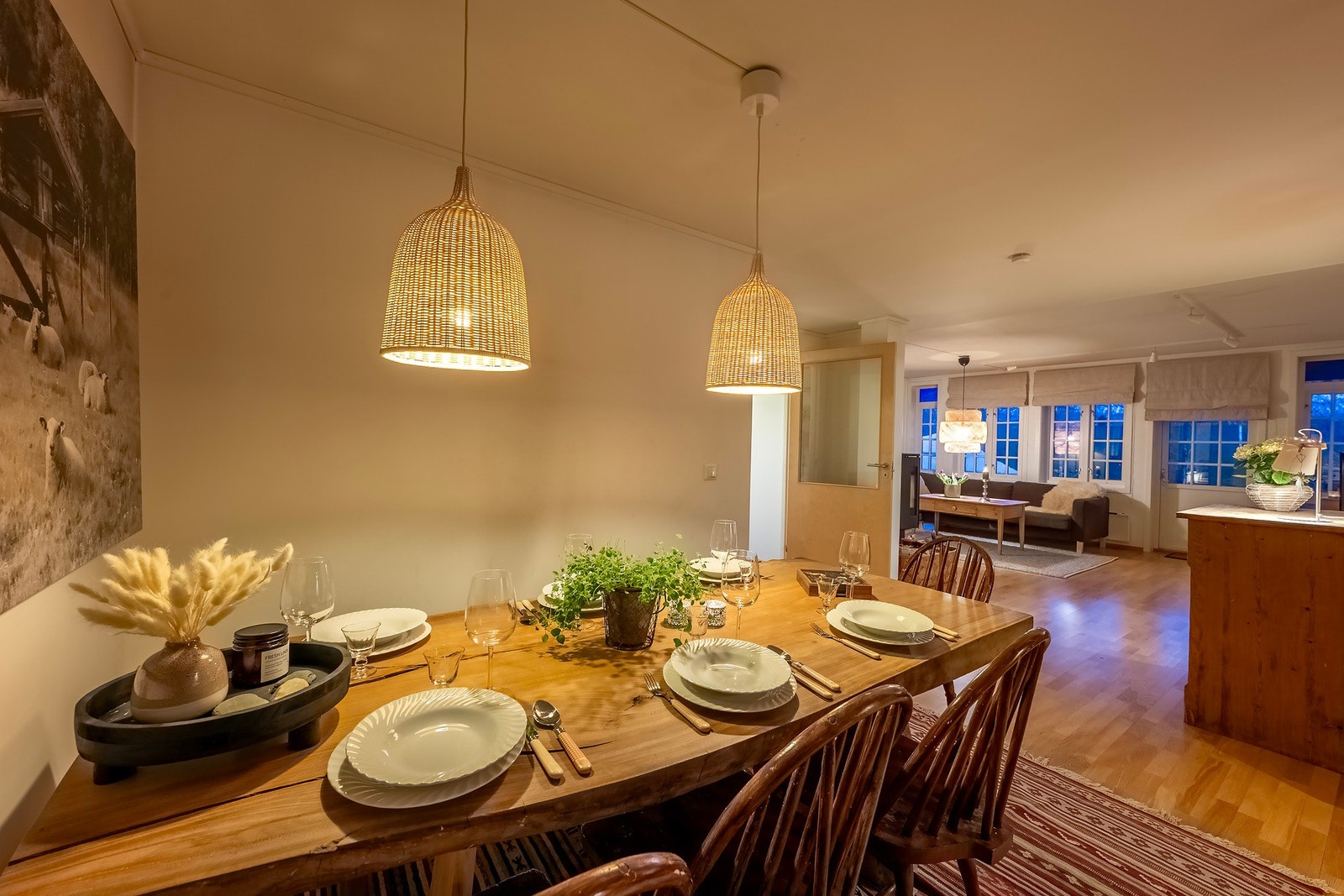 God plass til større spisebord. Galleribilde