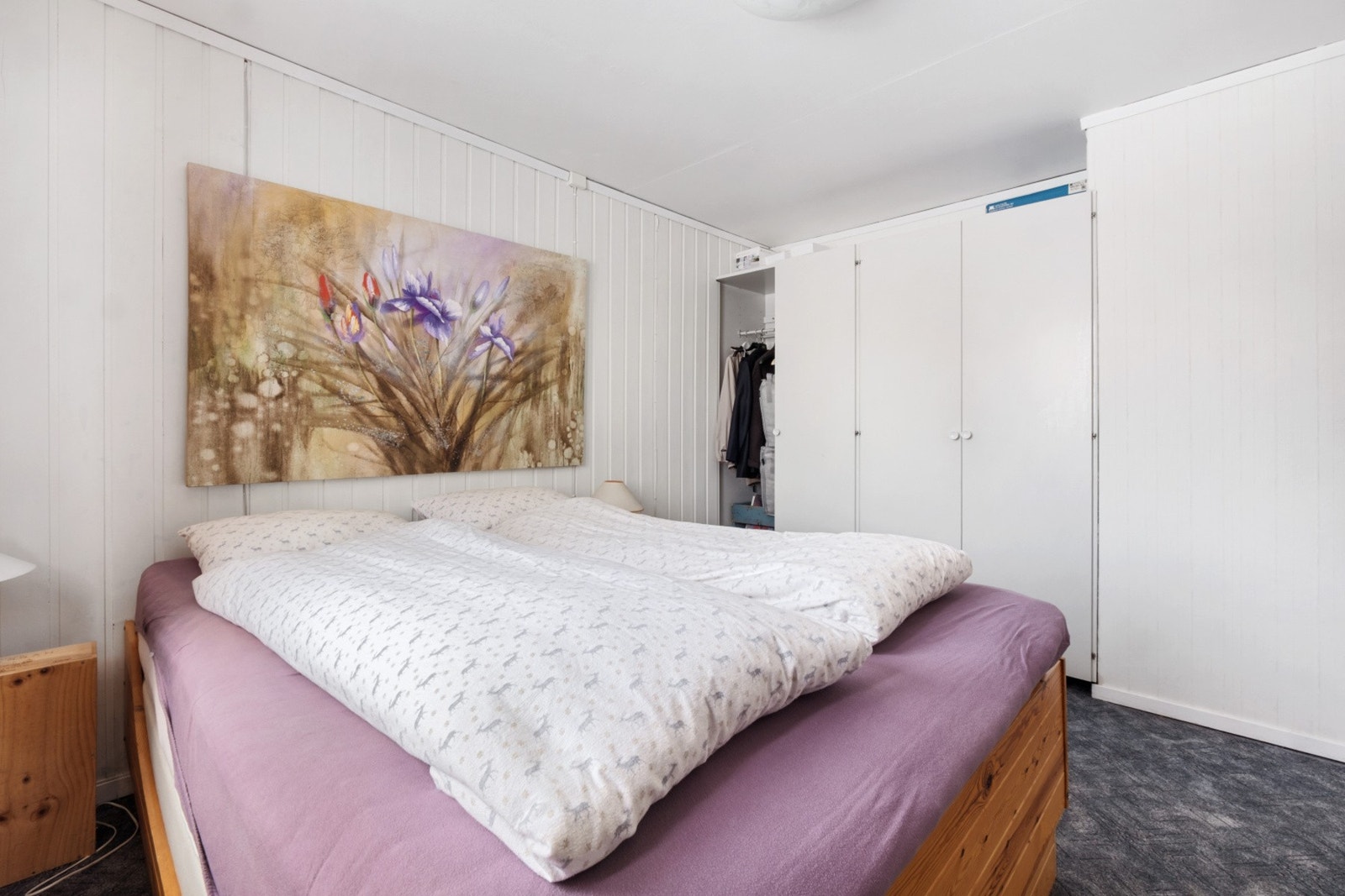 Soverommet er av god størrelse og byr på gode muligheter for ulike garderobeløsninger. Galleribilde