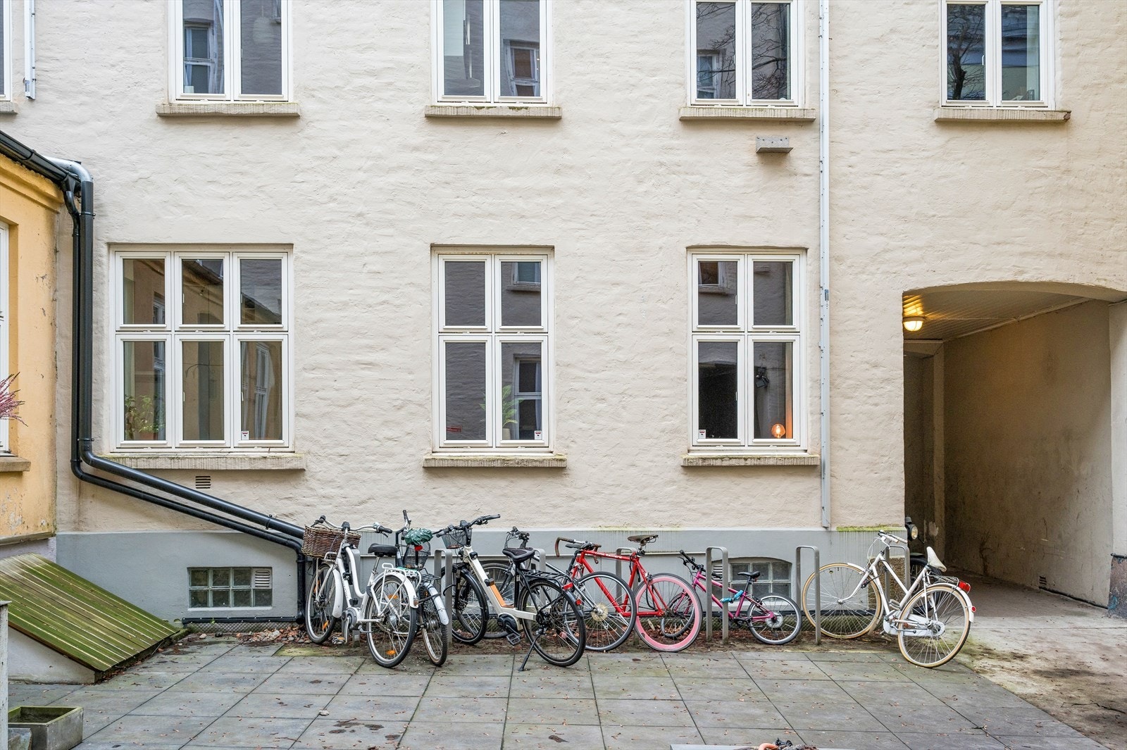 Fasade sett fra indre gårdsrom. Galleribilde