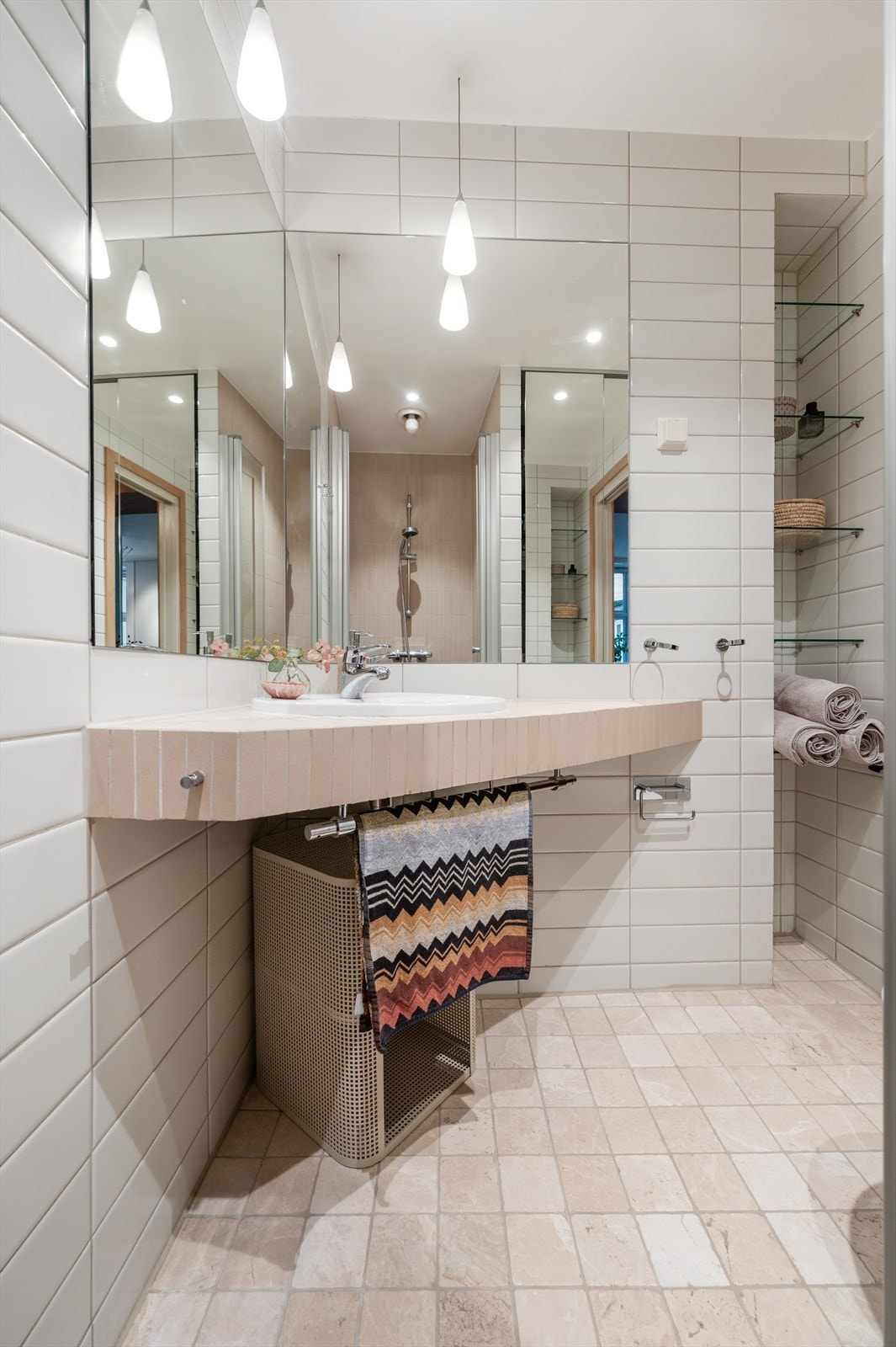 Badet er utstyrt med elektrisk avtrekksvifte. Galleribilde