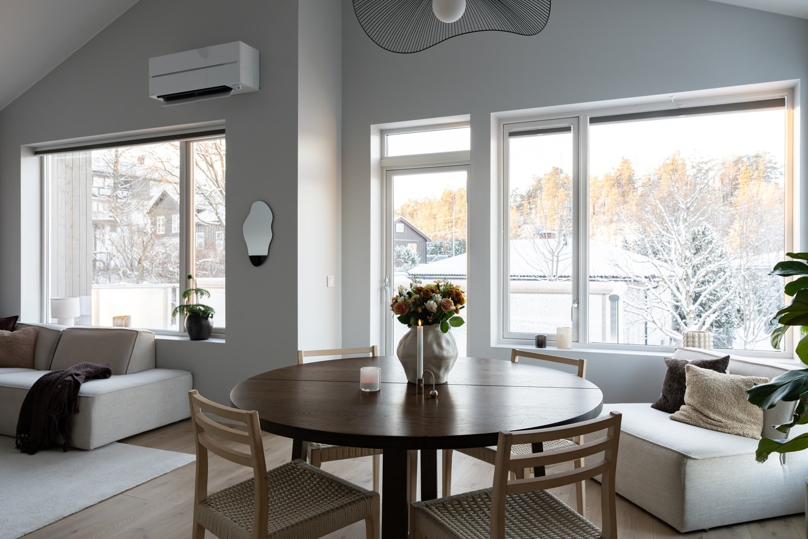 Boligen har balansert ventilasjon, noe som gir et godt inneklima og bomiljø. Galleribilde