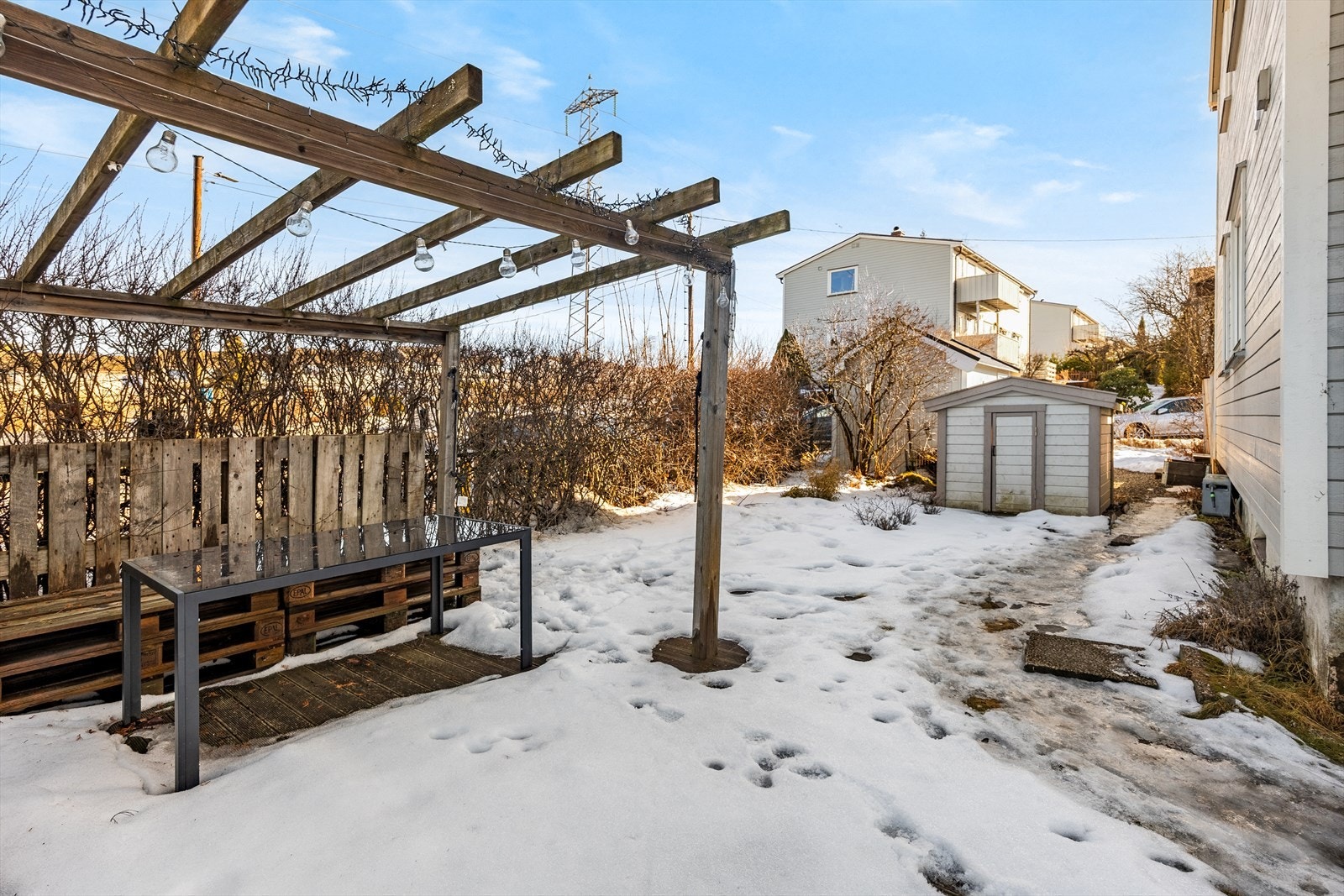 En praktisk utebod disponeres av seksjonen. Galleribilde