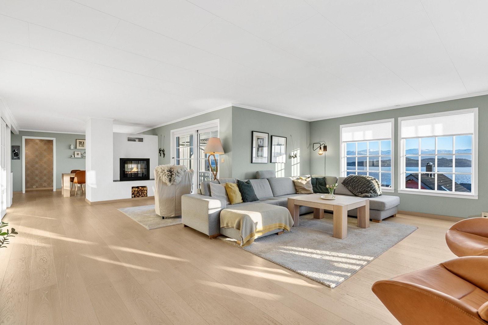 Huset er innredet over tre plan og er videre oppdelt i hoveddel med hybel og utleiedel Galleribilde