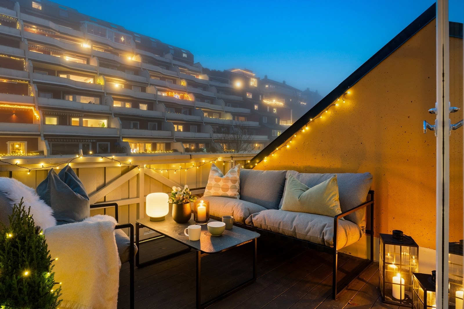 Man kan nyte flotte solforhold fra morgen til ettermiddag på balkongen. Galleribilde