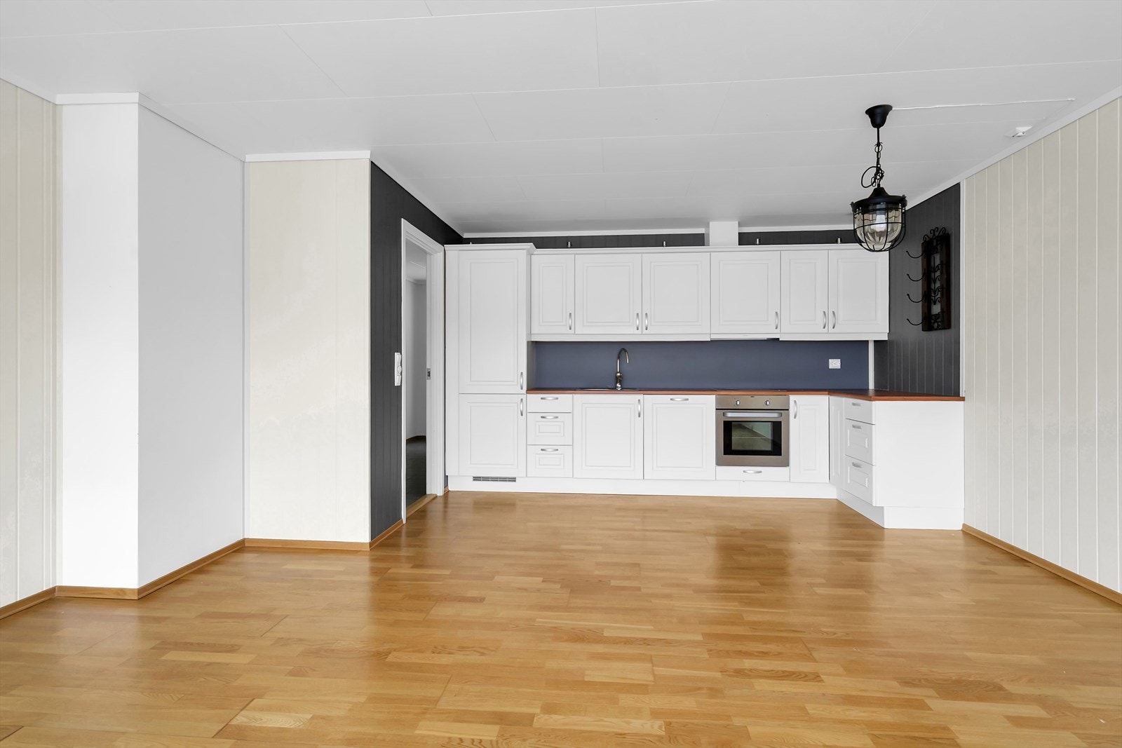 Mulighet for montering av vedovn i stue/kjøkken. Galleribilde