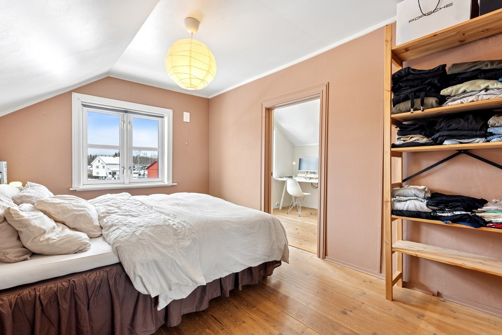 Soverom nr. 1 Galleribilde